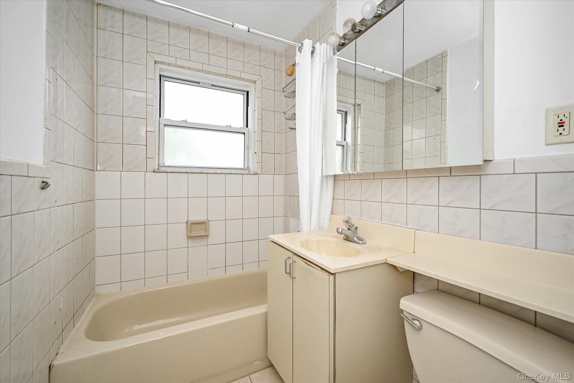 67-44 152nd Street, Unit 283B photo 10
