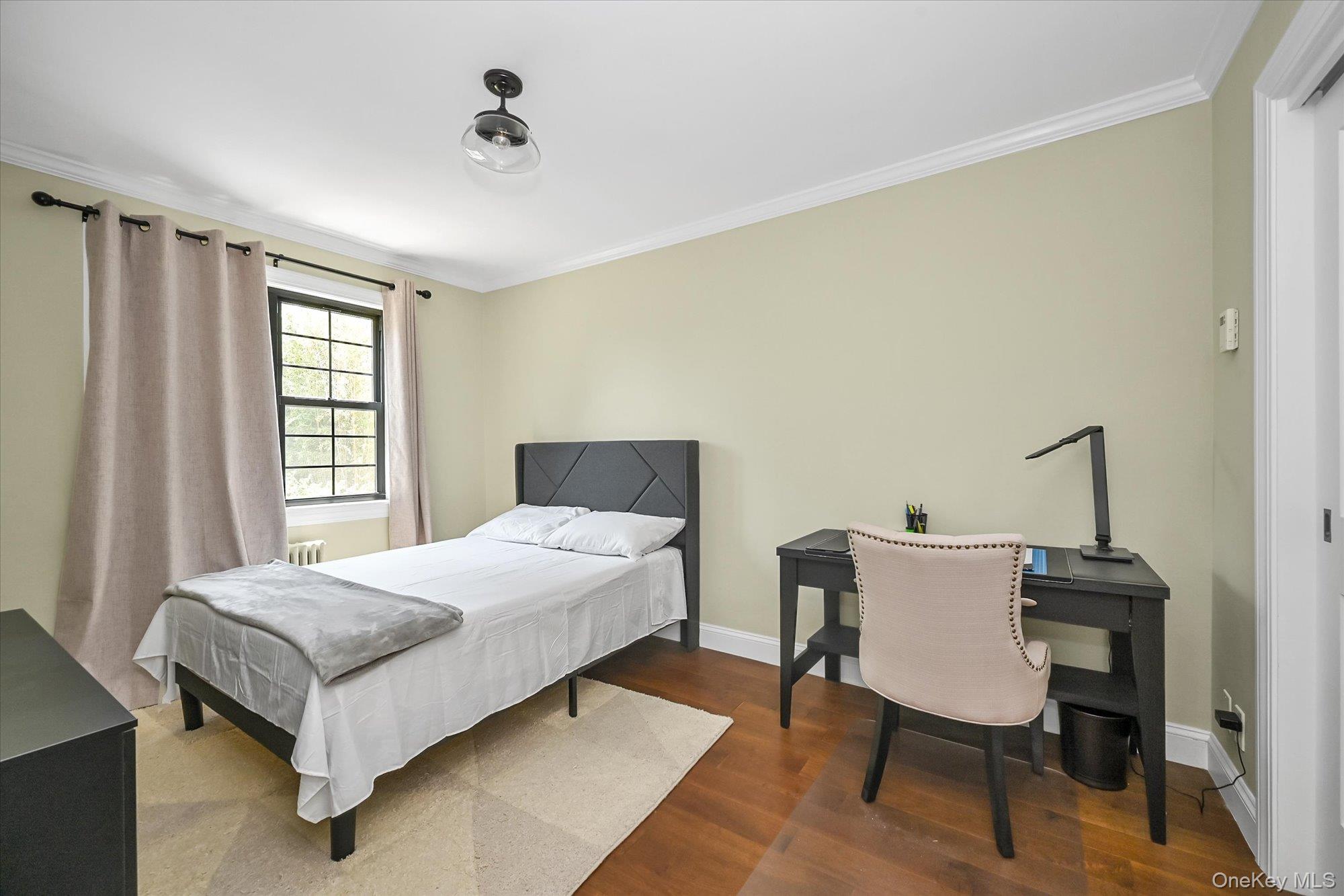15822 Powells Cove Boulevard – For Sale photo 10