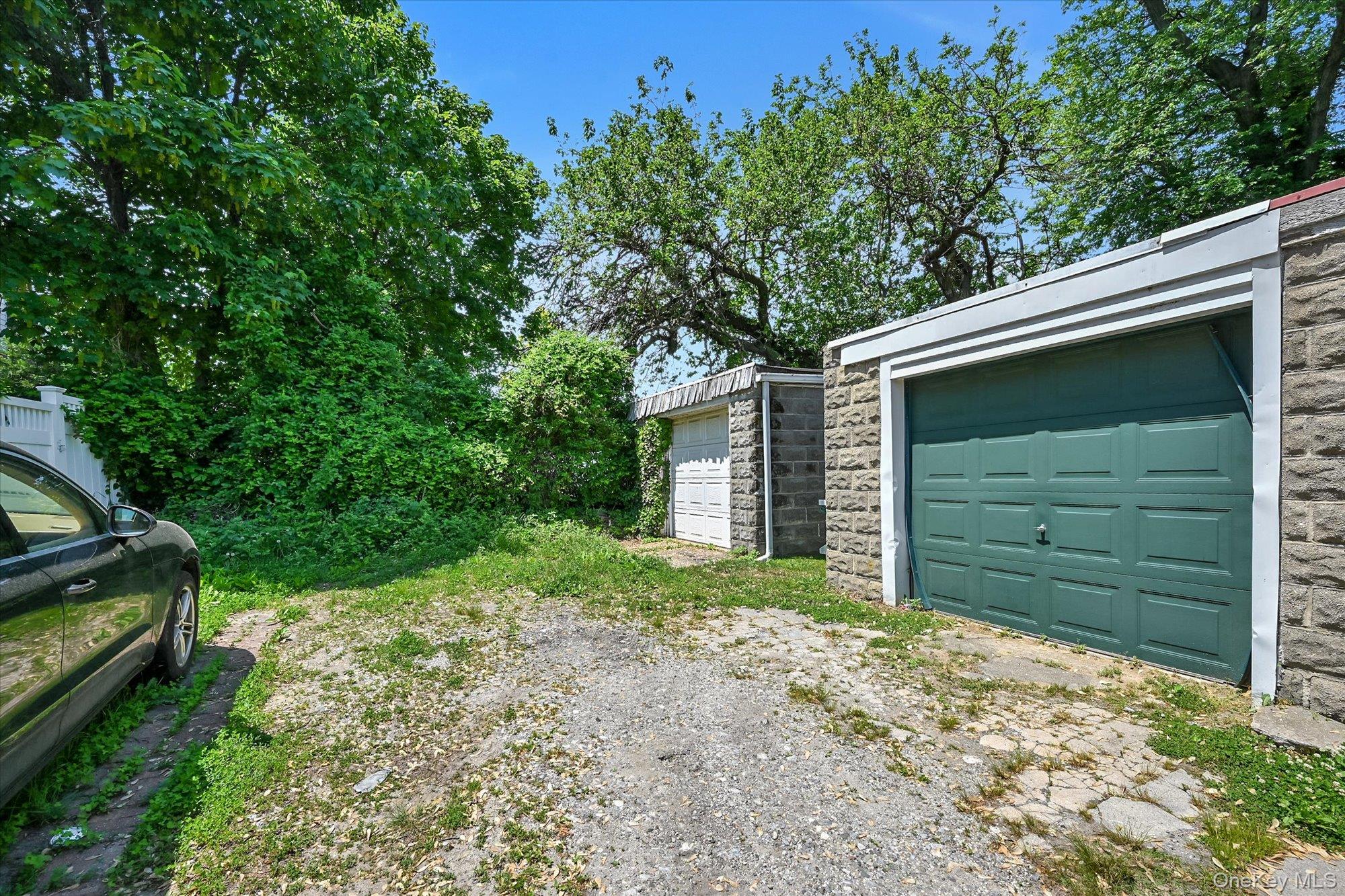 15822 Powells Cove Boulevard – For Sale photo 19