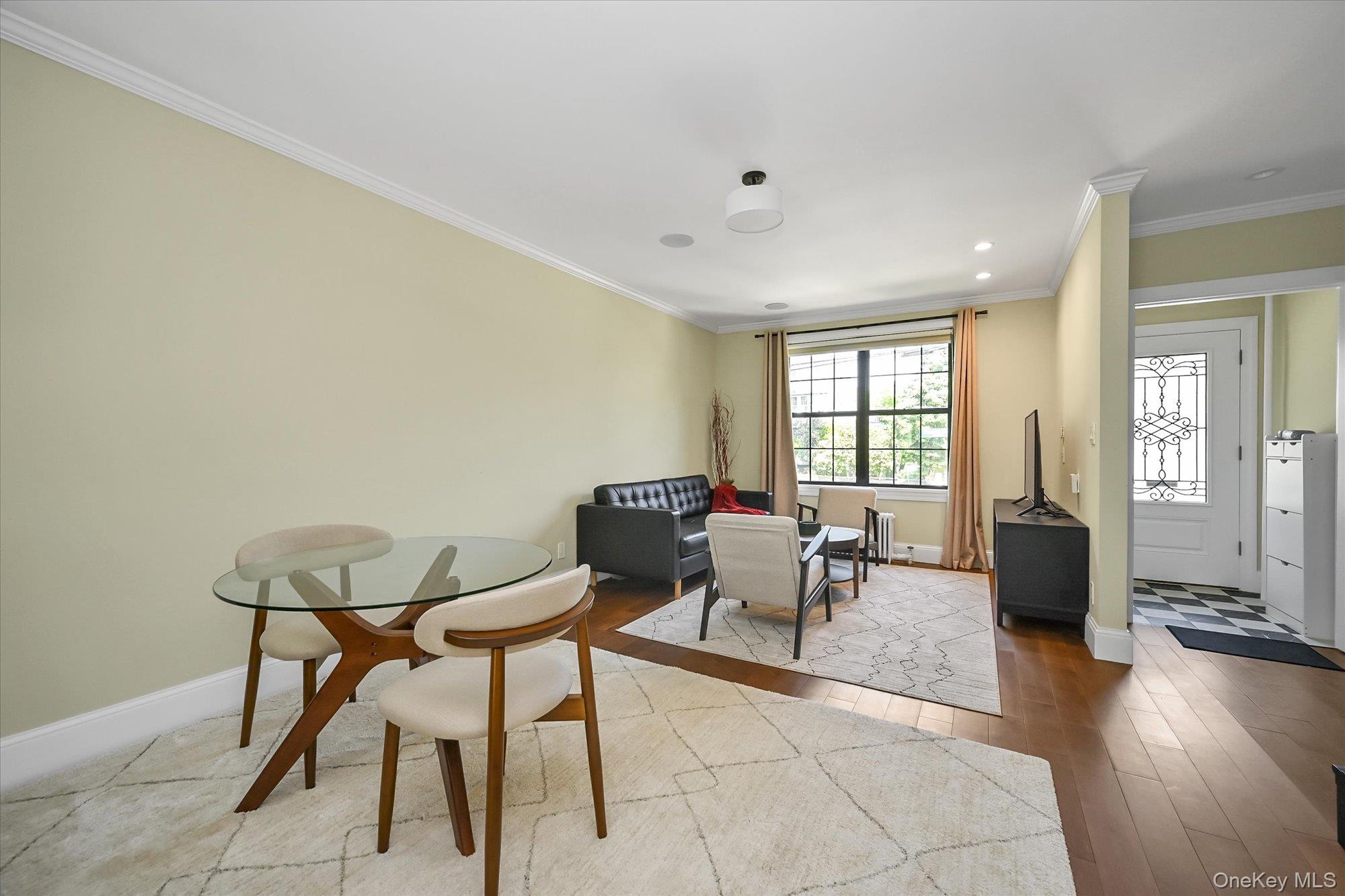 15822 Powells Cove Boulevard – For Sale photo 3