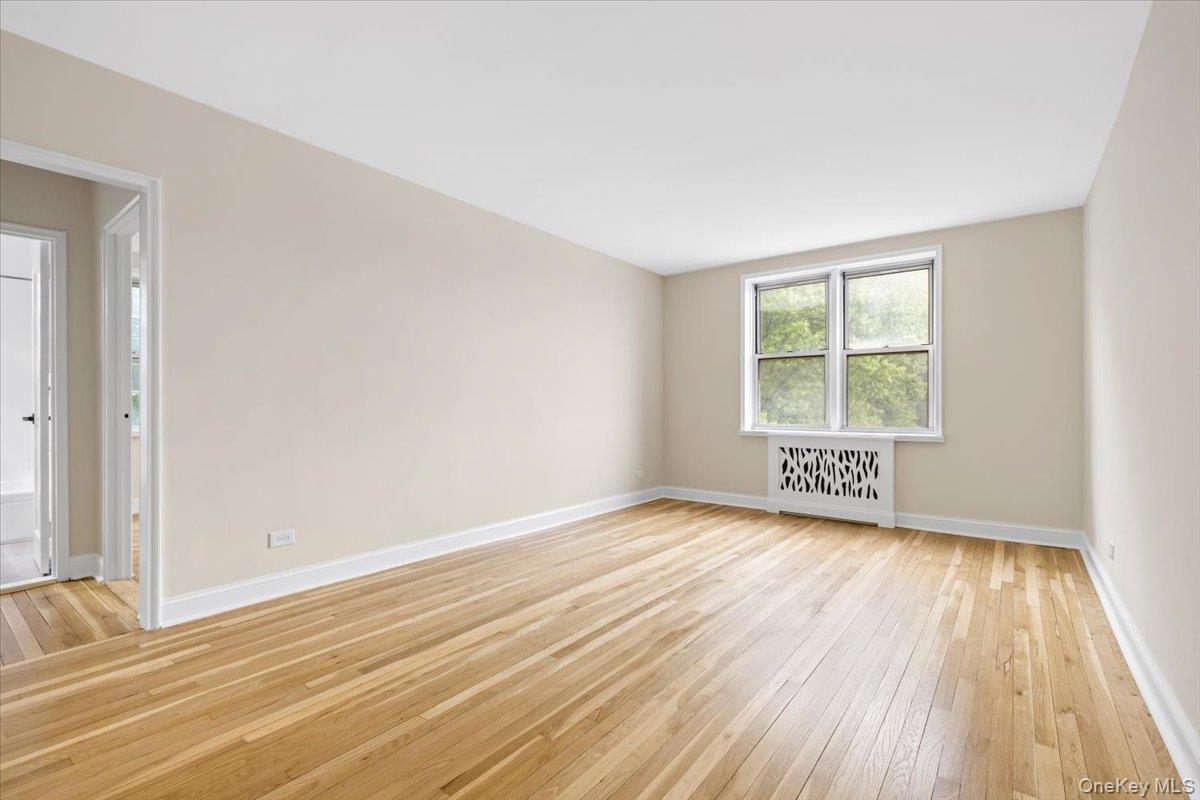 5650 Netherland Avenue, Unit 2E photo 9