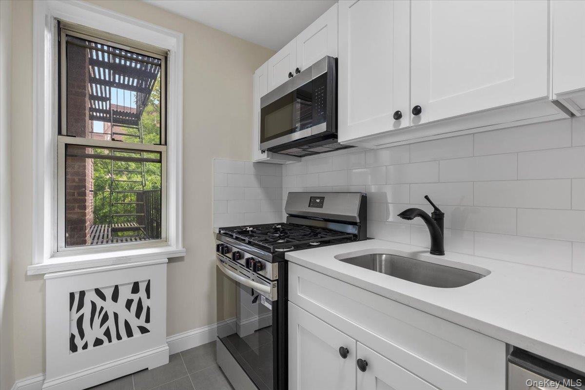 5650 Netherland Avenue, Unit 2E photo 15