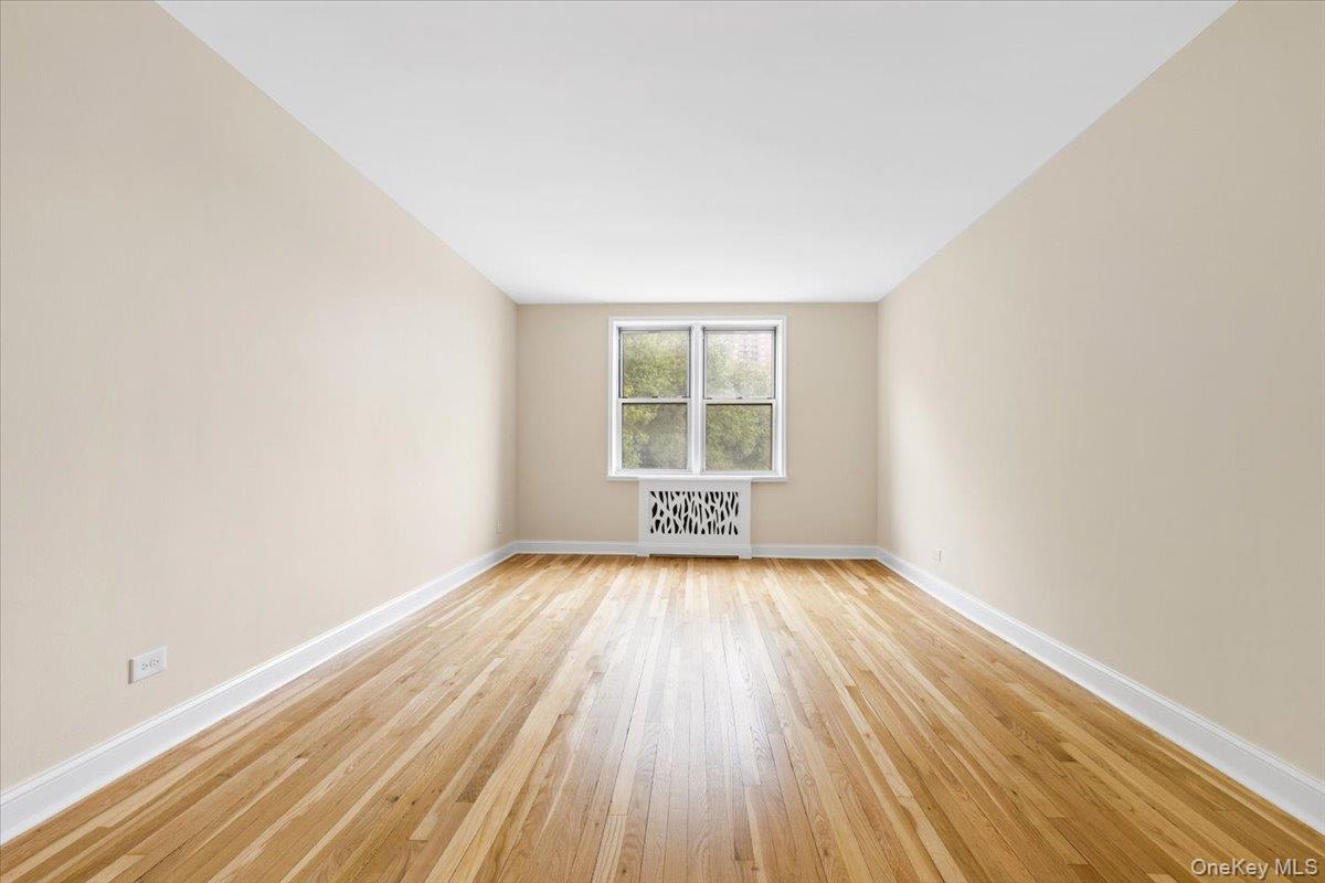 5650 Netherland Avenue, Unit 2E photo 10