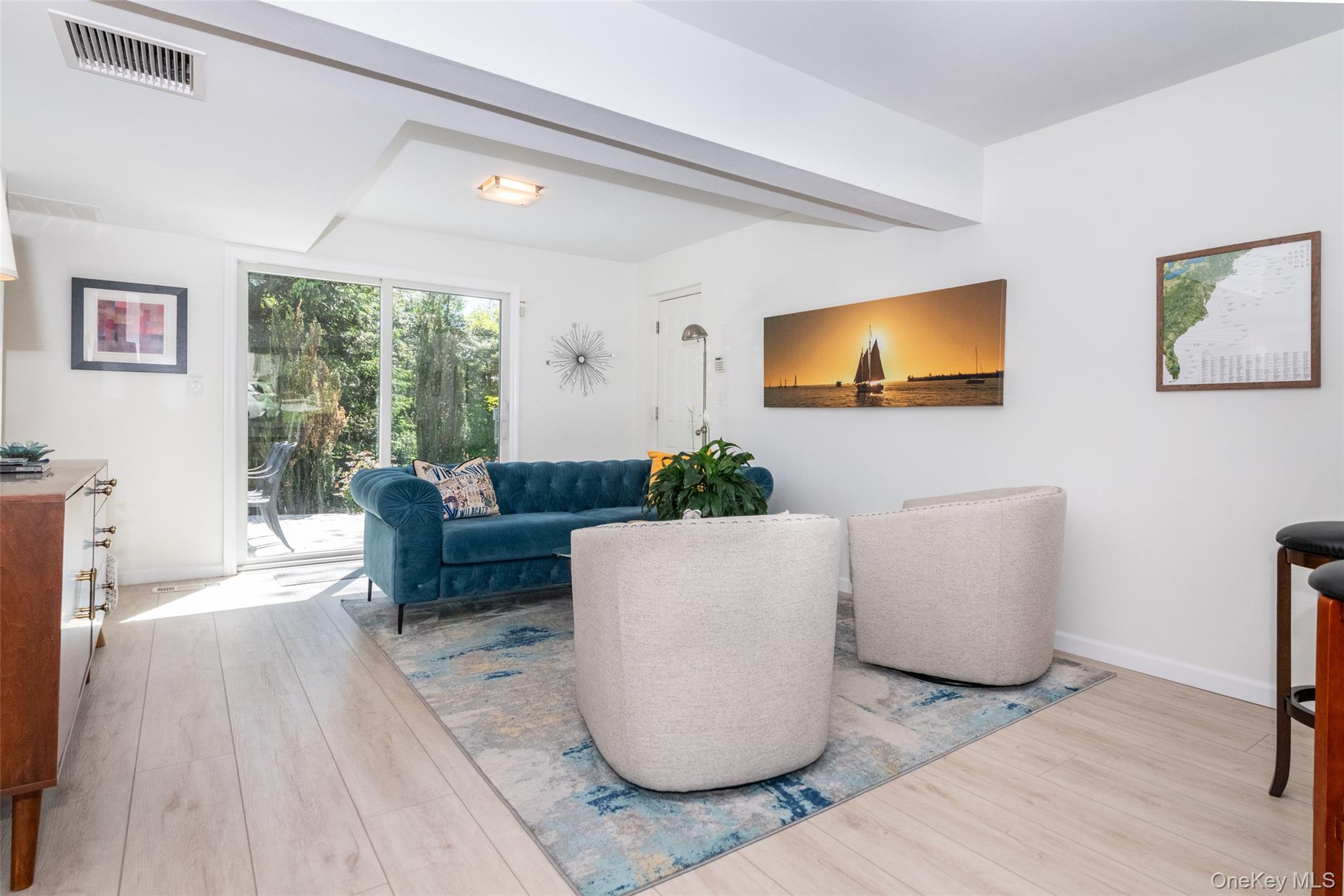 1 Lynns Way – For Sale photo 8