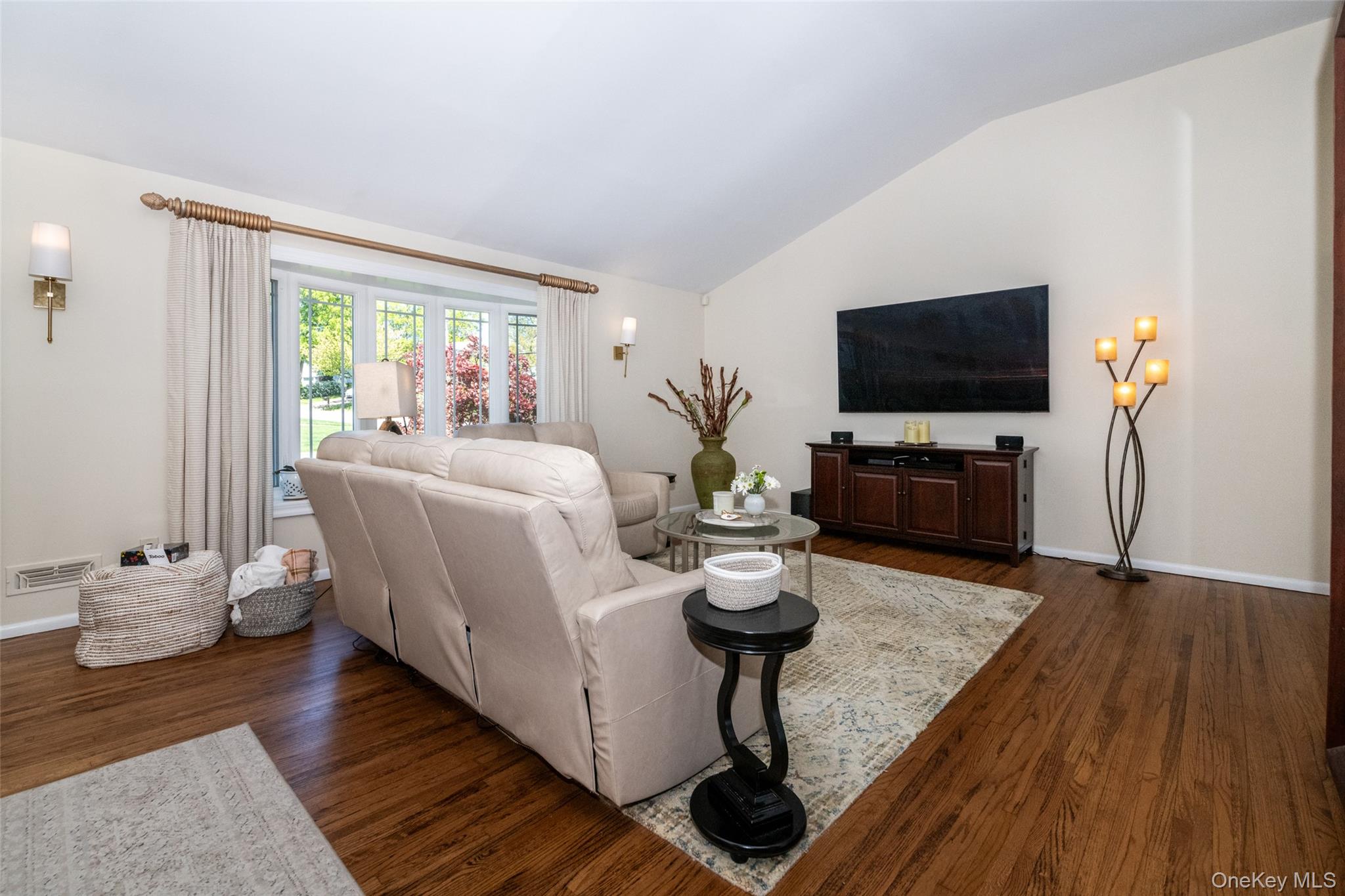 1 Lynns Way – For Sale photo 6