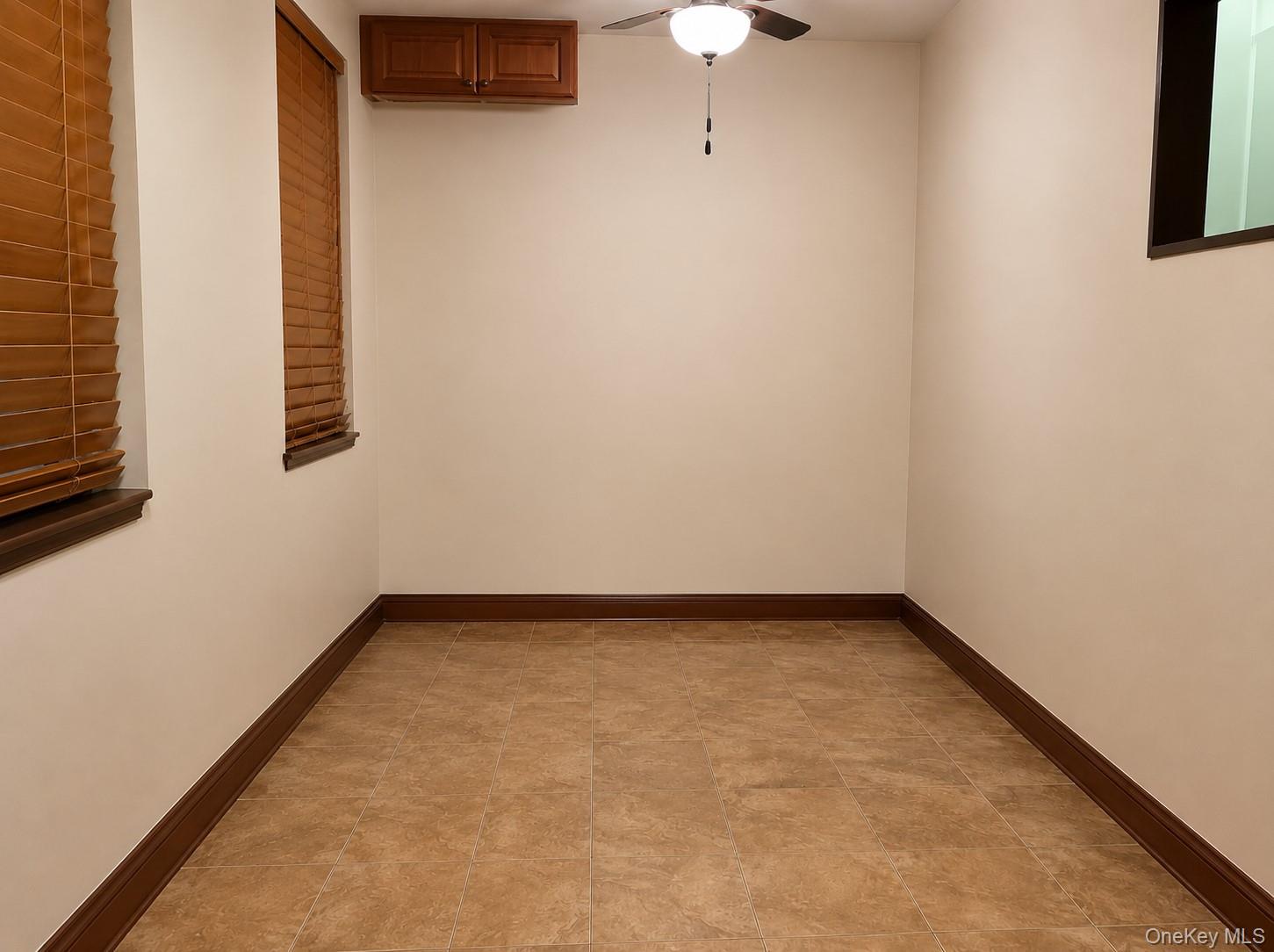 21-06 35th Street, Unit 1B photo 3
