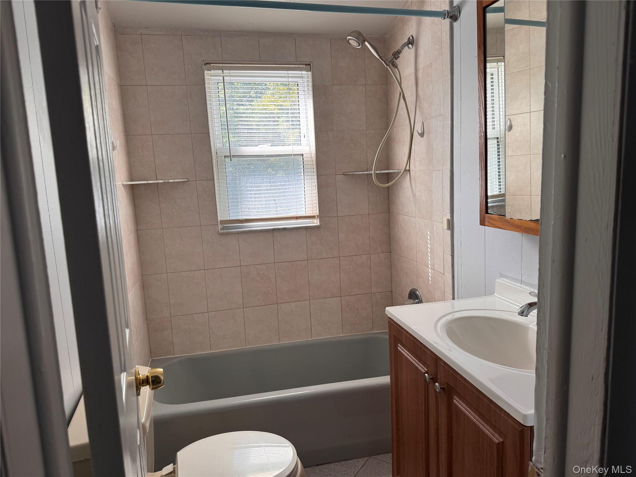 61 E Hall Avenue, Unit New City, photo 18