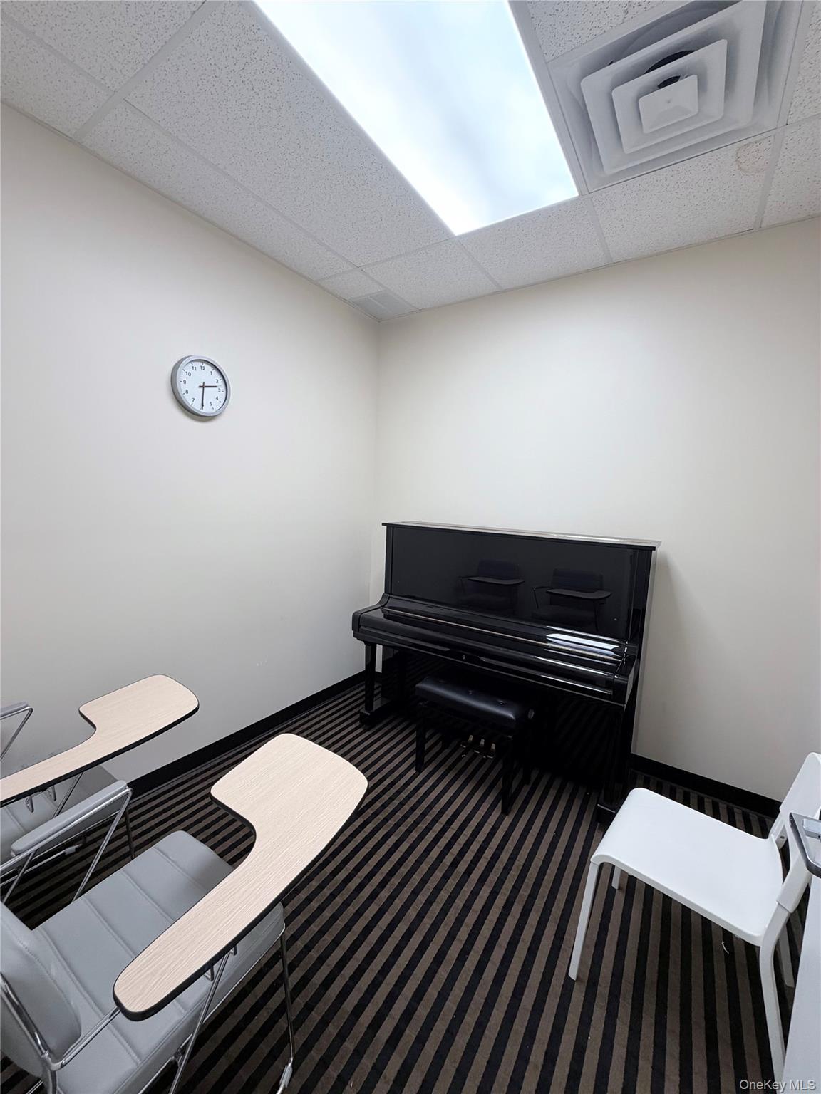 6801 Jericho Turnpike, Unit 210 photo 6