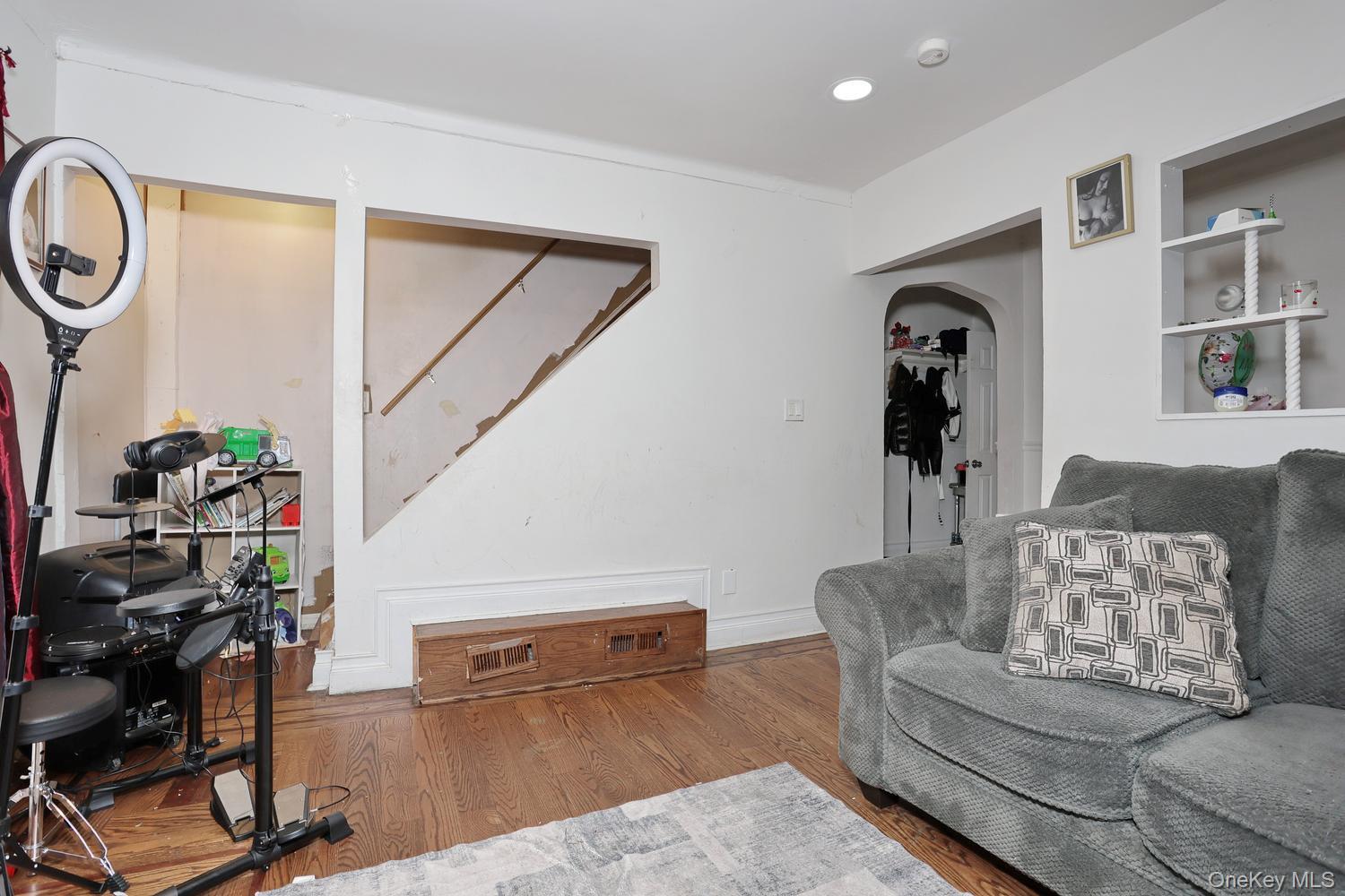 29 Fairview Avenue – For Sale photo 16