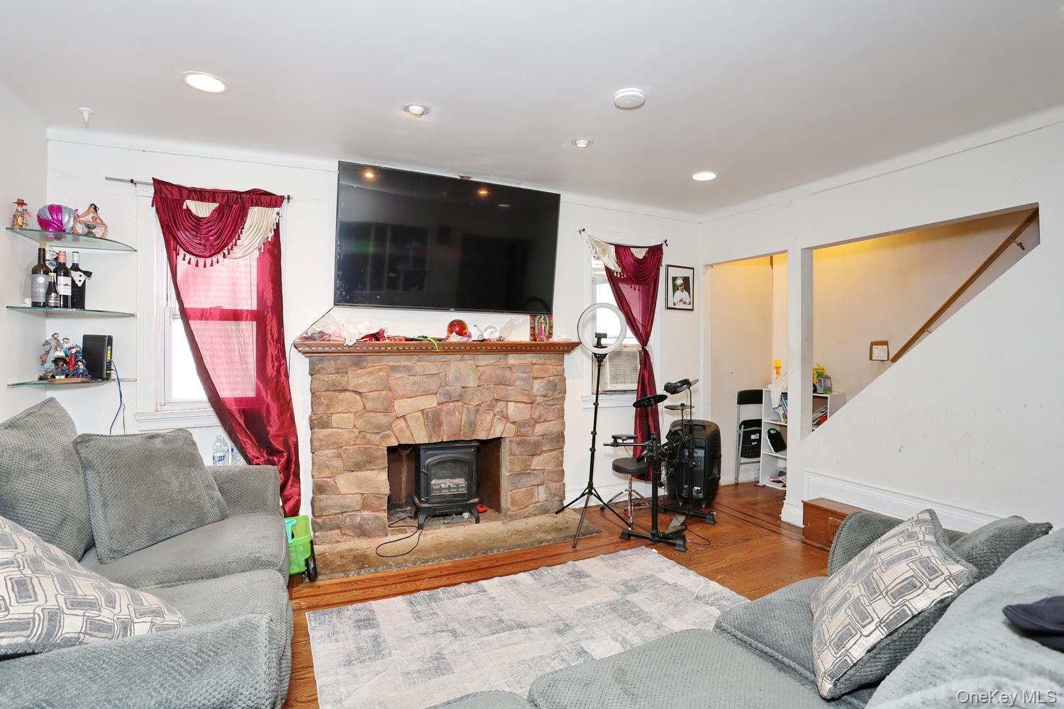 29 Fairview Avenue – For Sale photo 17
