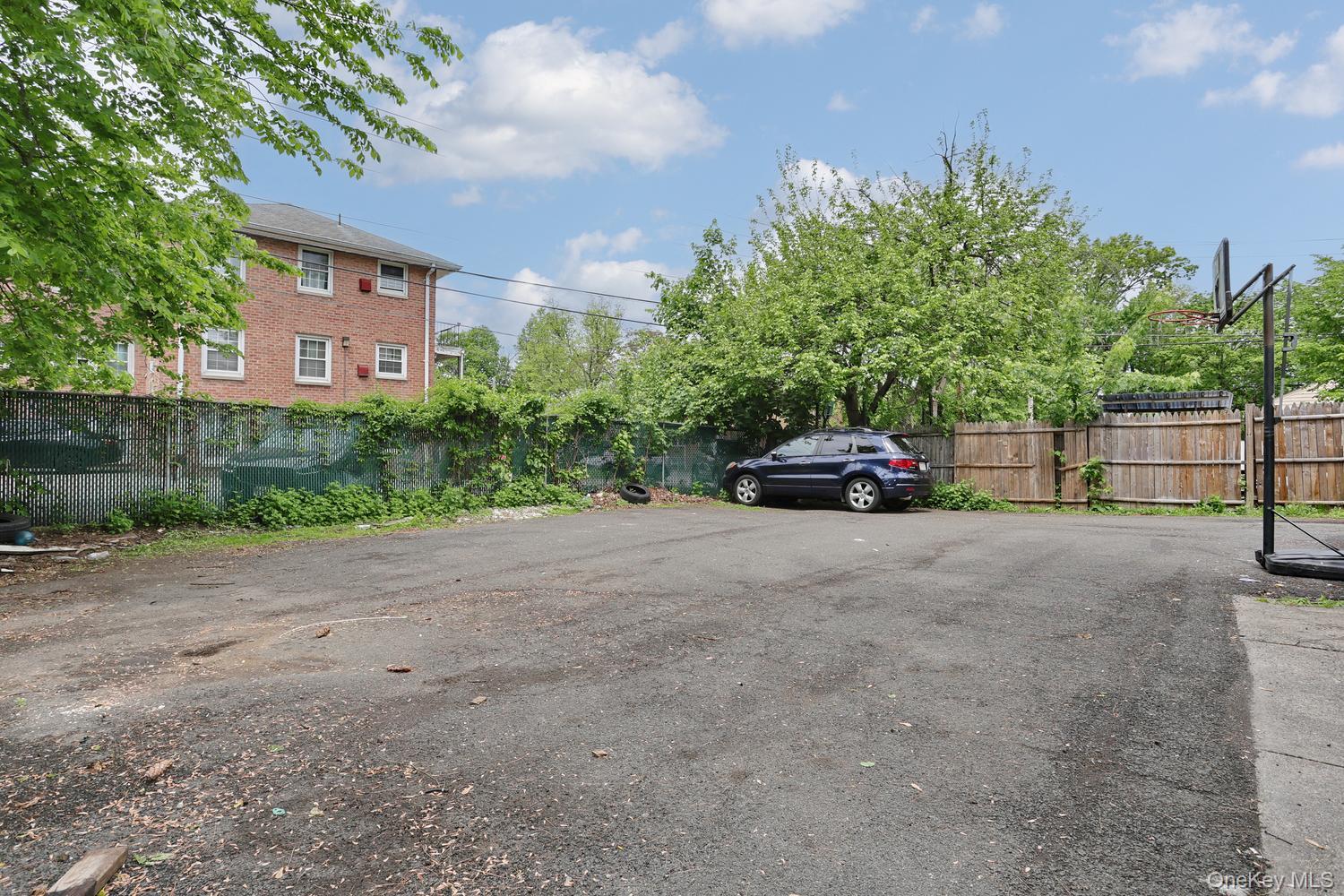 29 Fairview Avenue – For Sale photo 11
