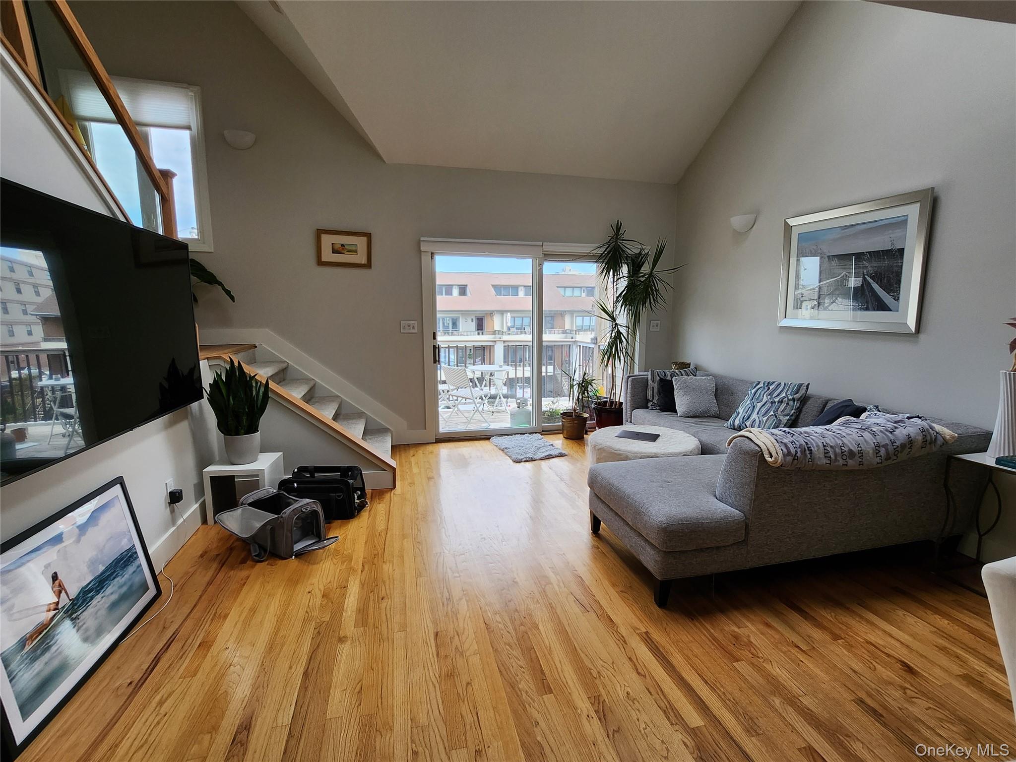 67 Pacific Boulevard – For Rent photo 10