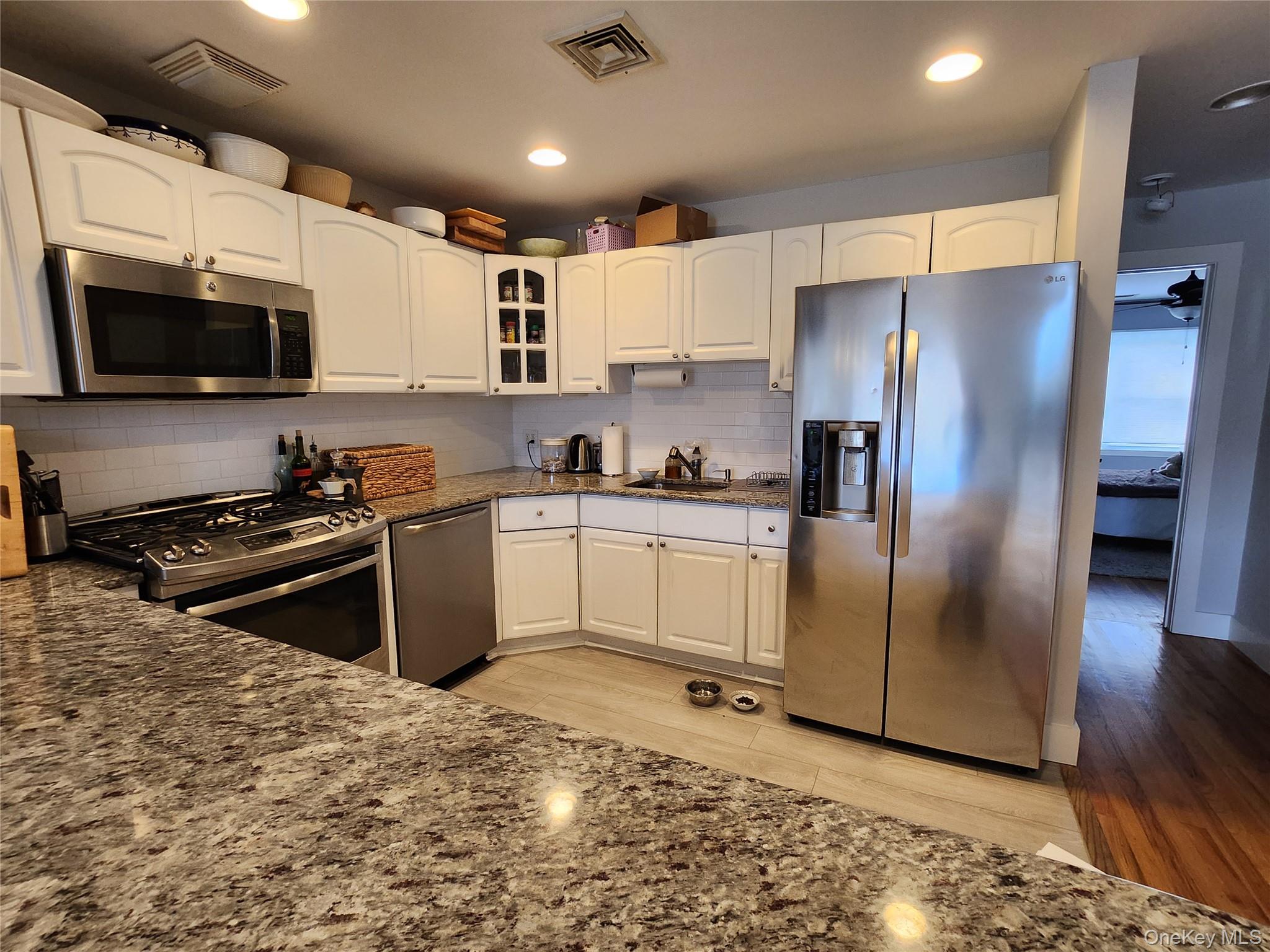 67 Pacific Boulevard – For Rent photo 7