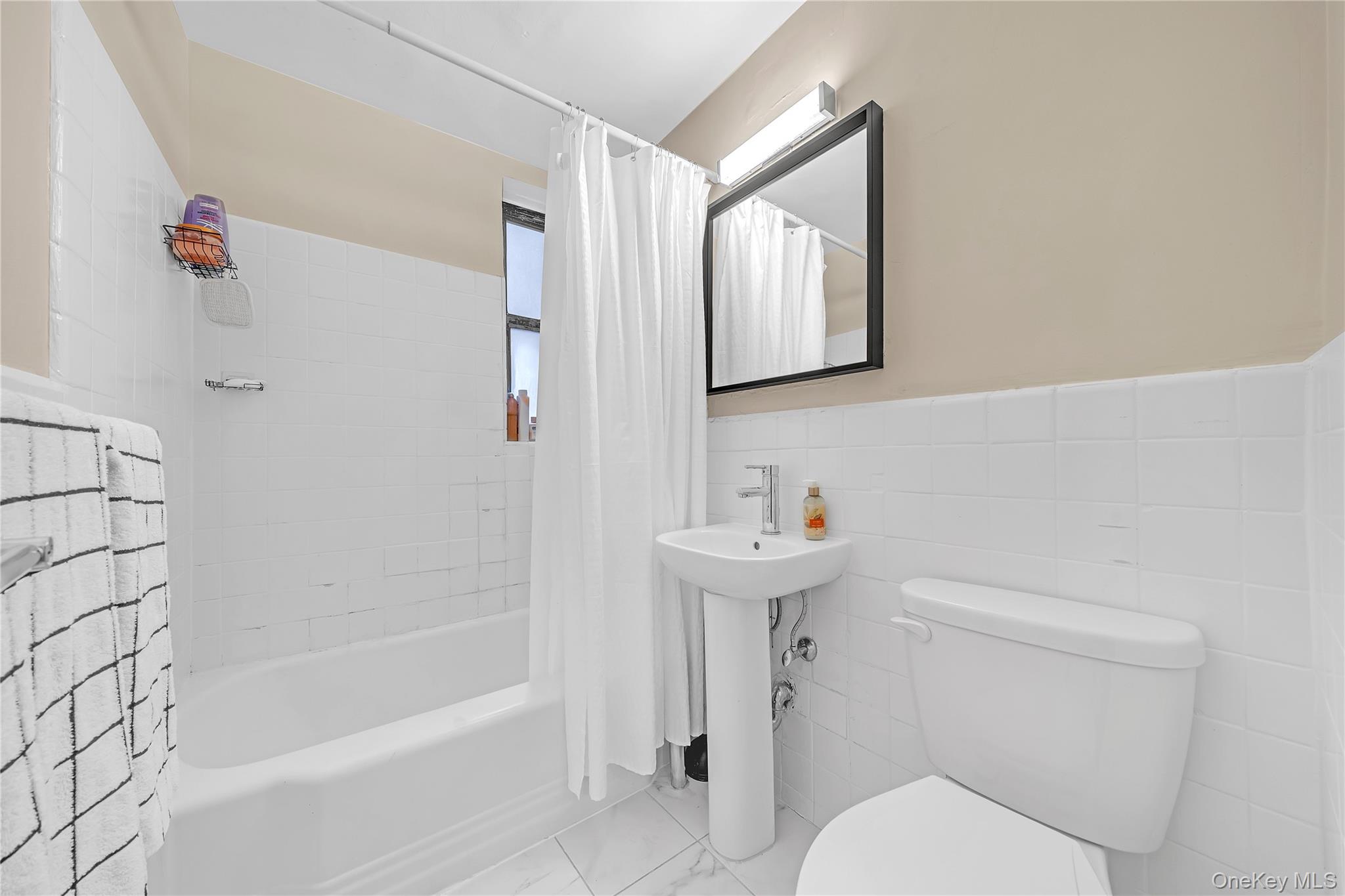 2830 Briggs Avenue, Unit 4F photo 9