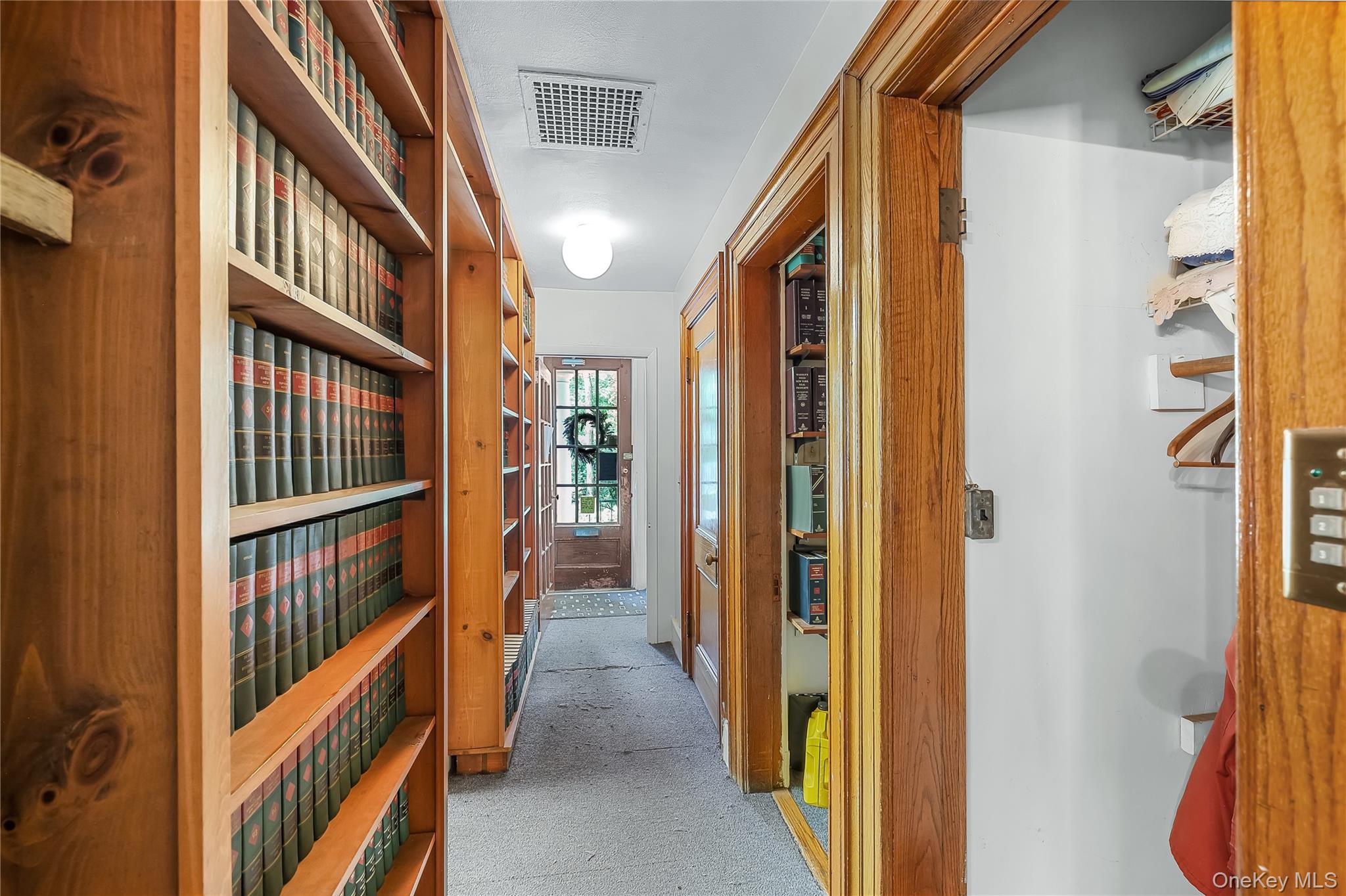 104 Hooker Avenue – For Sale photo 7