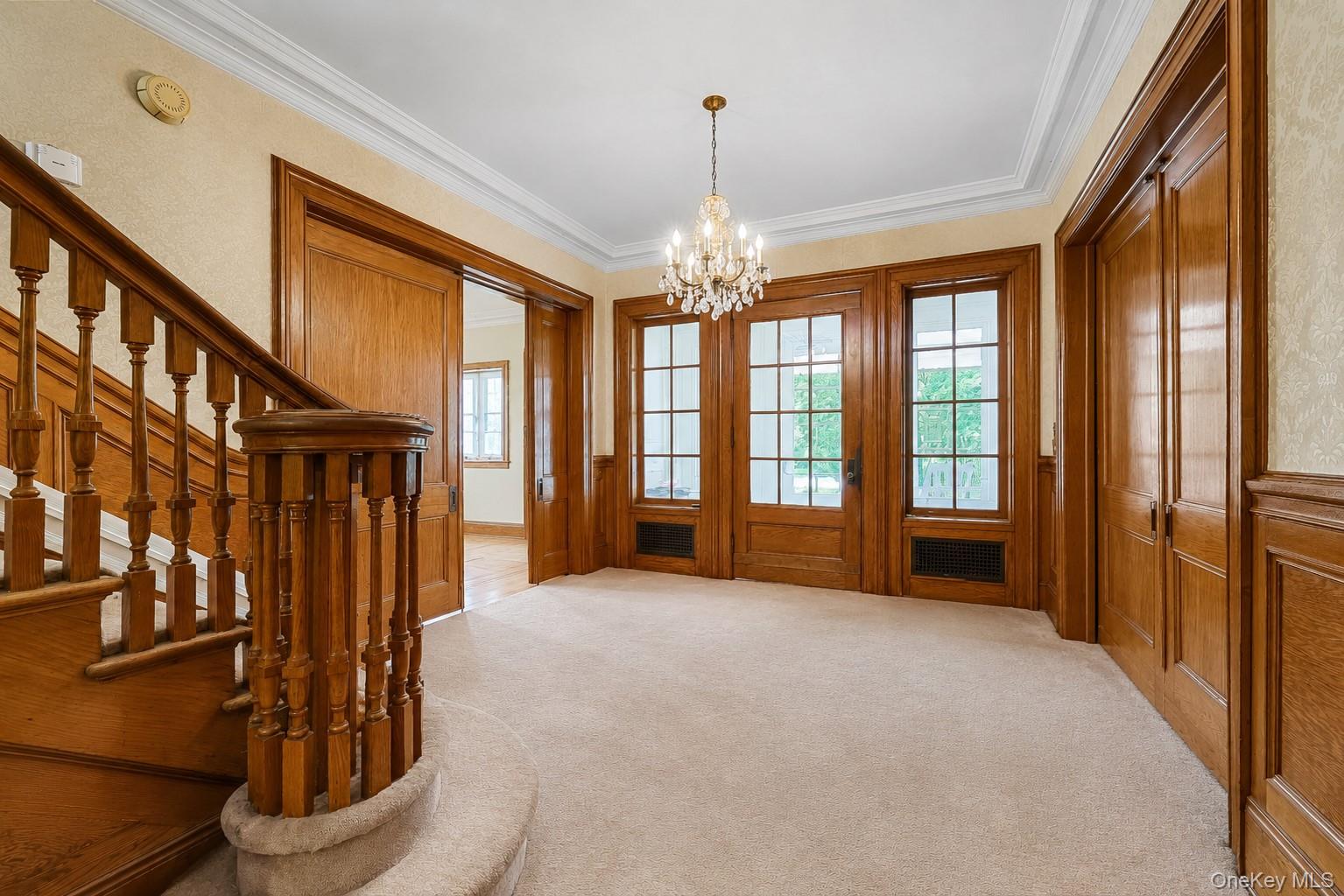 104 Hooker Avenue – For Sale photo 6