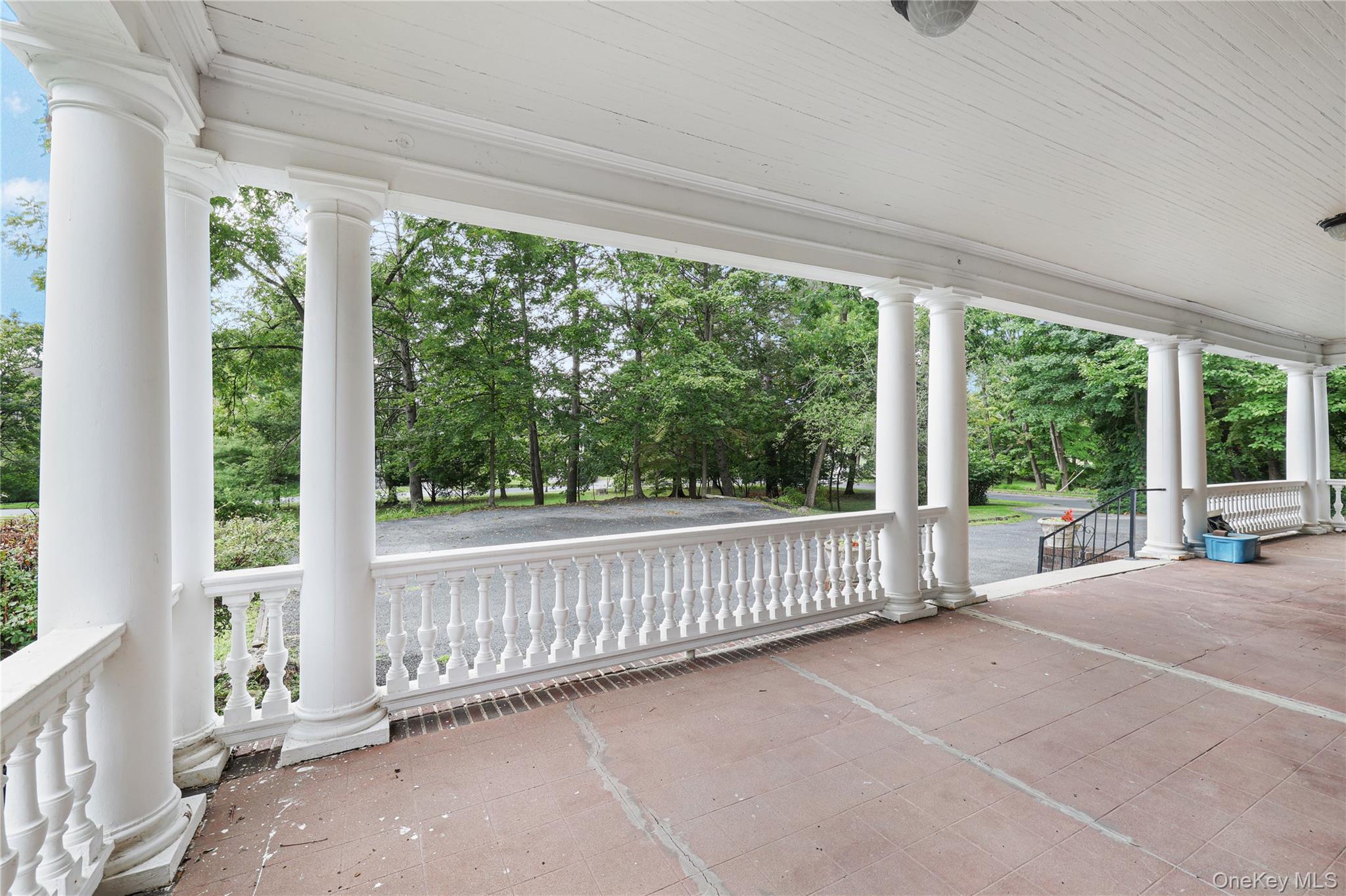 104 Hooker Avenue – For Sale photo 4