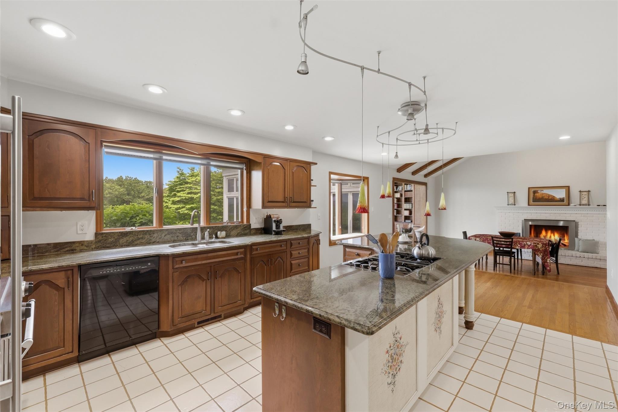 13 Spy Glass Lane – For Sale photo 19