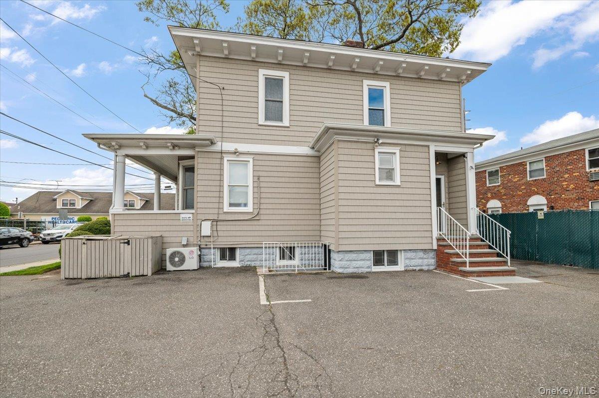 154 Franklin Place, Unit 2nd Floor photo 10