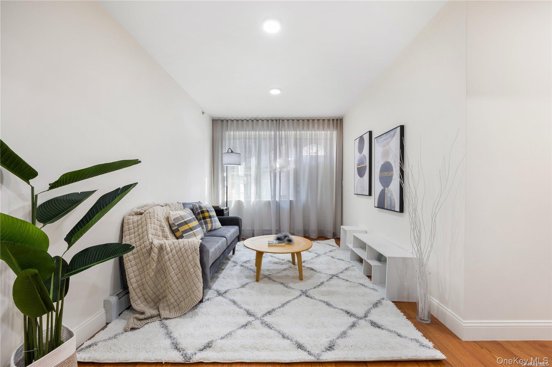 141-15 Cherry Avenue, Unit 2E photo 3