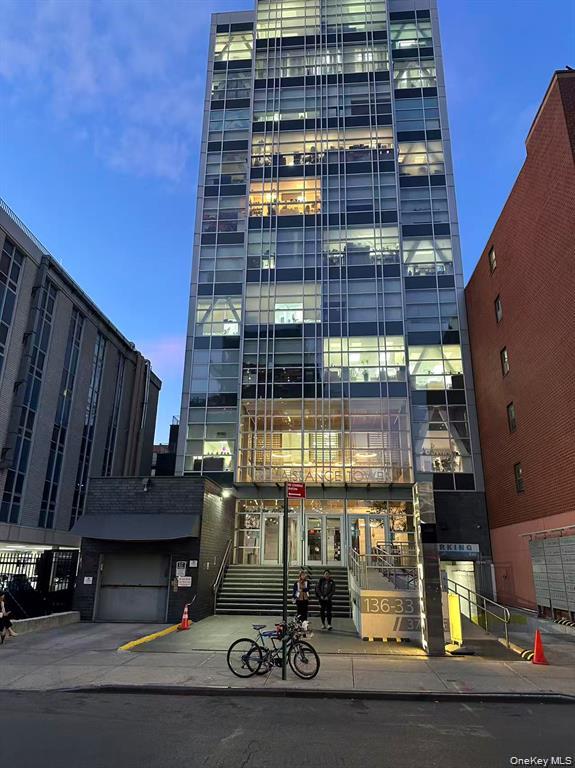 13633 37th Avenue, Unit 2A