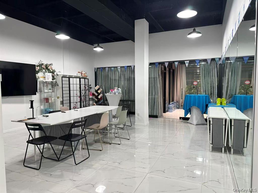 13633 37th Avenue, Unit 2A photo 6