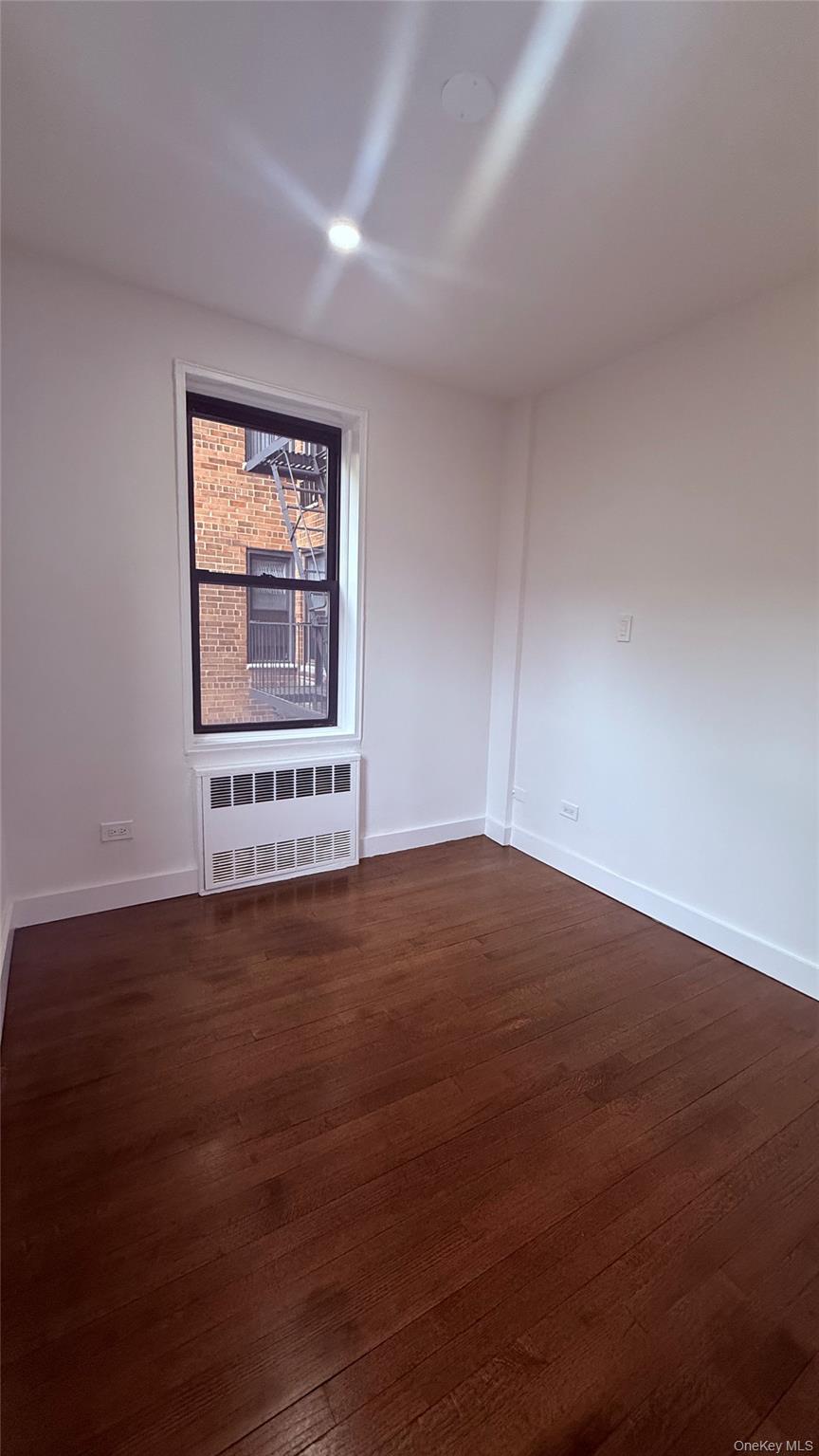 665 Thwaites Place, Unit 4N photo 14
