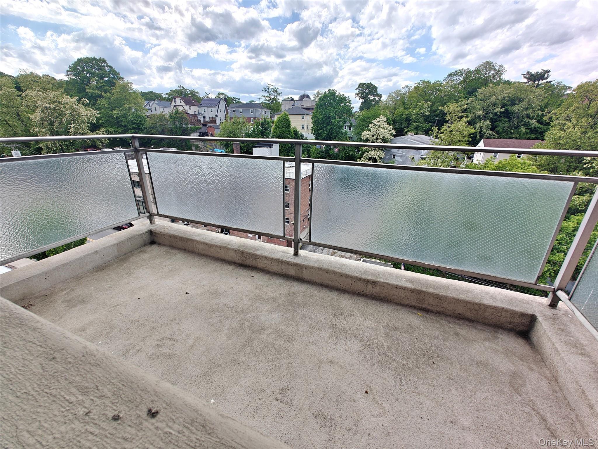 385 Mclean Avenue, Unit 8D photo 16