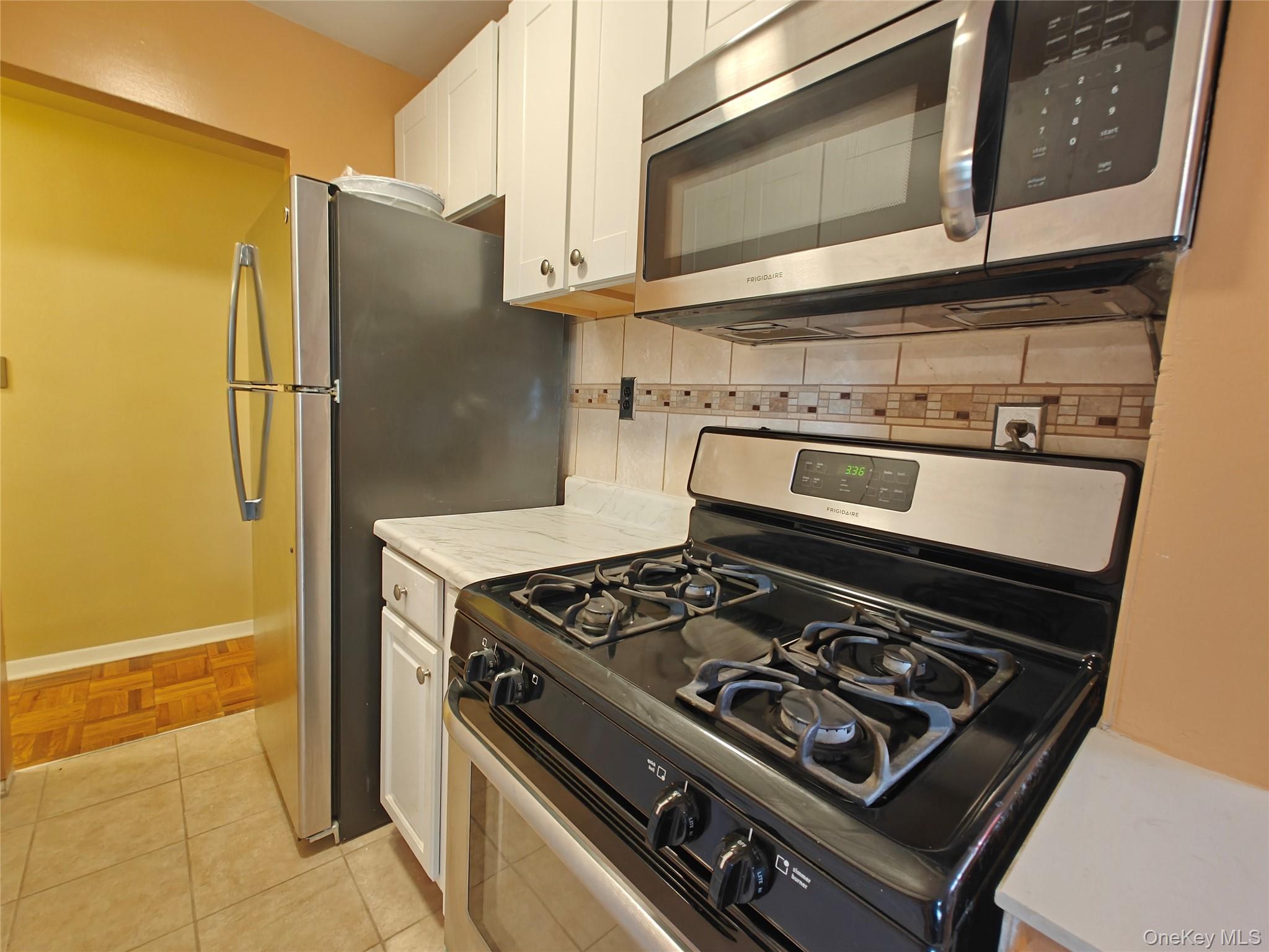 385 Mclean Avenue, Unit 8D photo 11