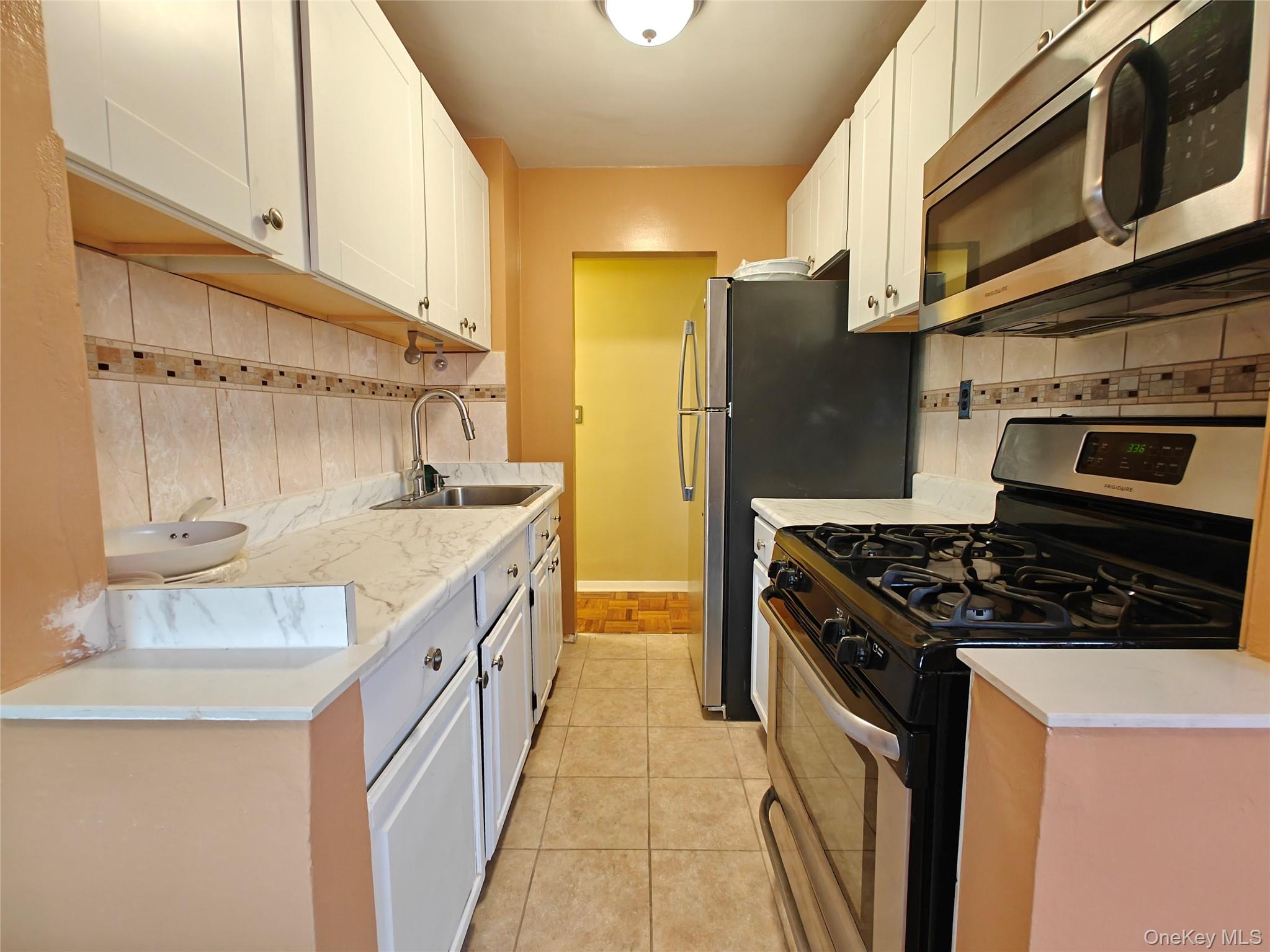 385 Mclean Avenue, Unit 8D photo 10