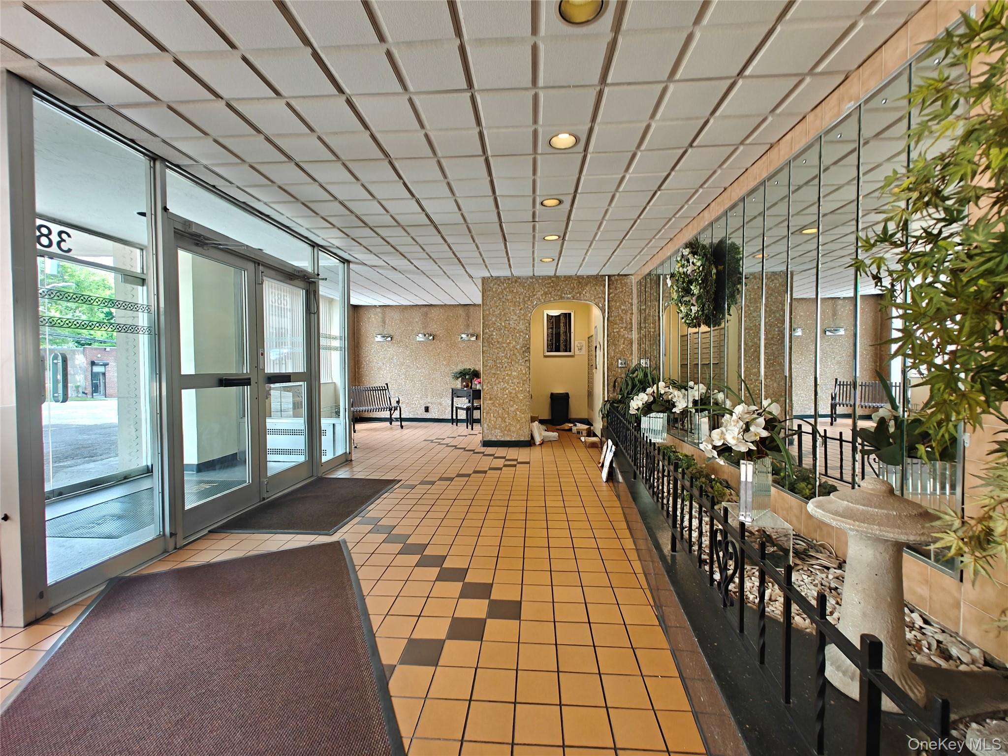 385 Mclean Avenue, Unit 8D photo 17