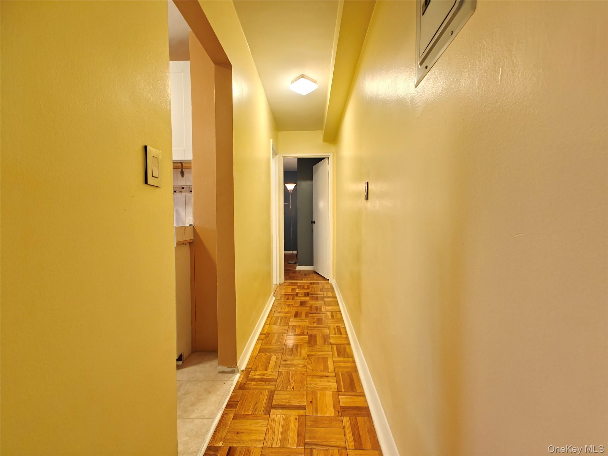 385 Mclean Avenue, Unit 8D photo 9
