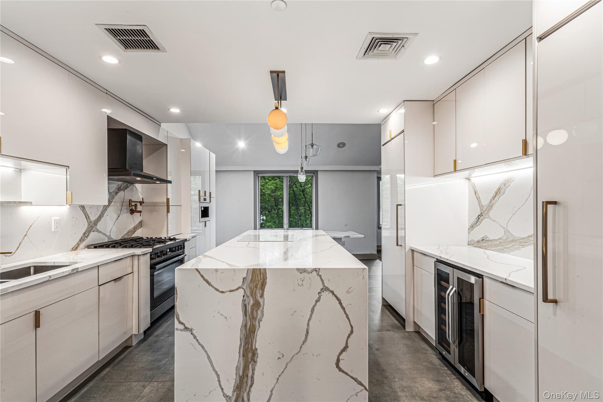 171 Great Neck Road Rd, Unit 4R photo 7