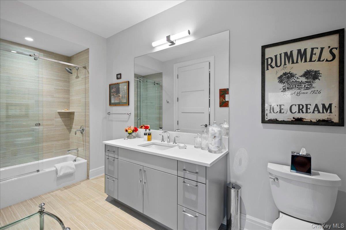 710 Davenport Avenue, Unit 7 photo 20