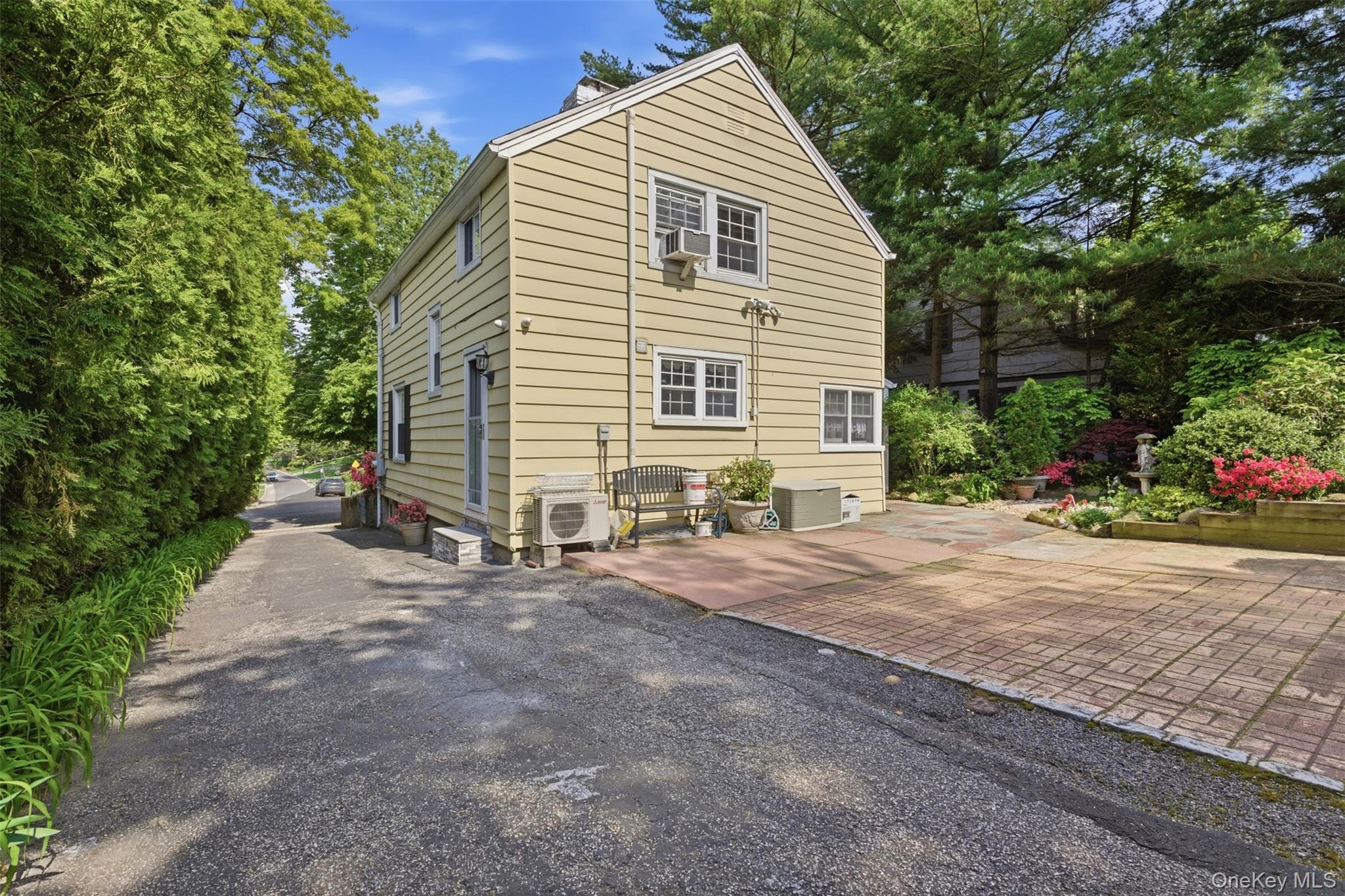 47 Onderdonk Avenue – For Sale photo 35