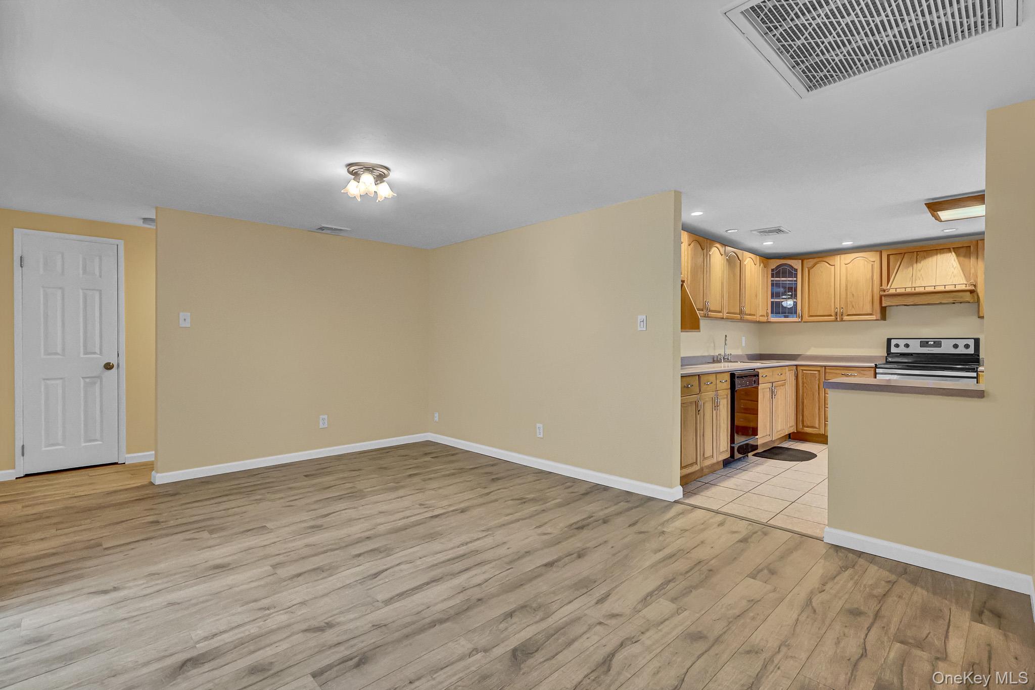 54 College Hills Drive – For Sale photo 10