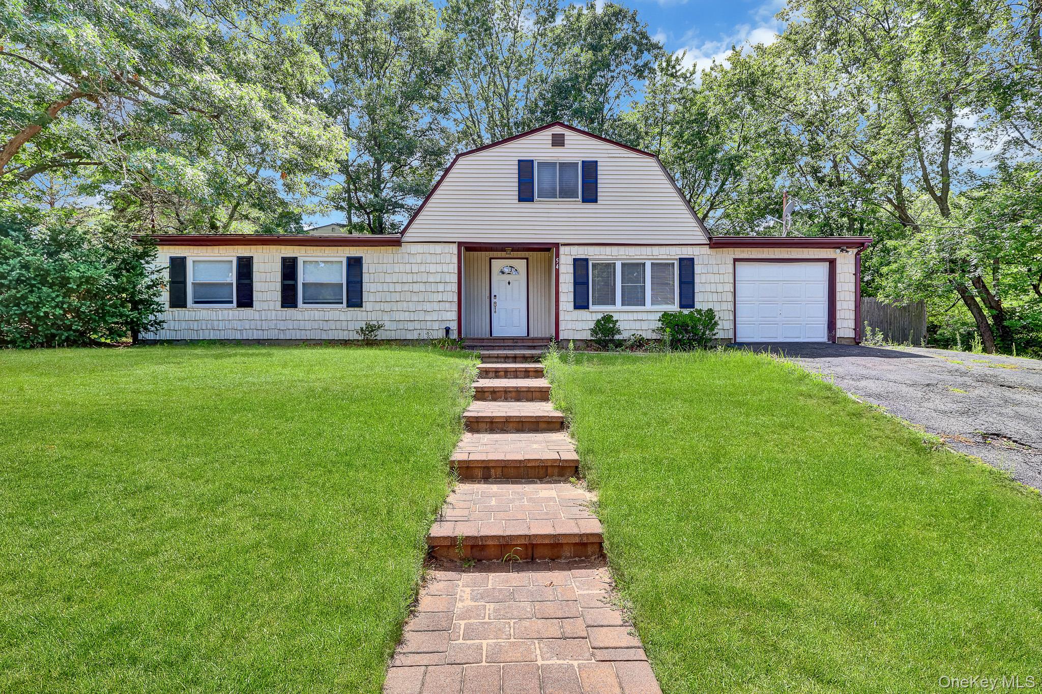 54 College Hills Drive – For Sale photo 21