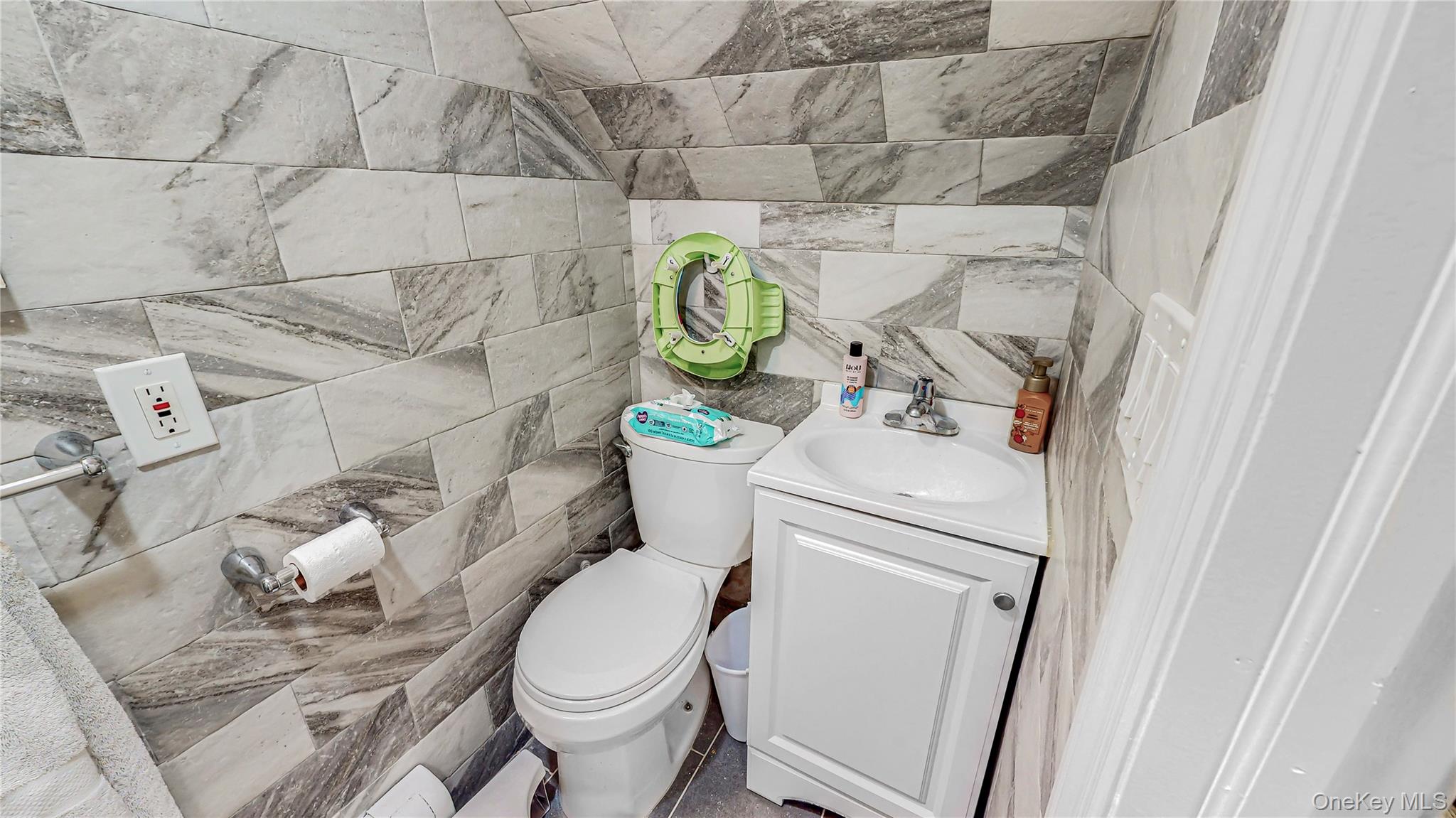 30-22 78 Street – For Sale photo 22