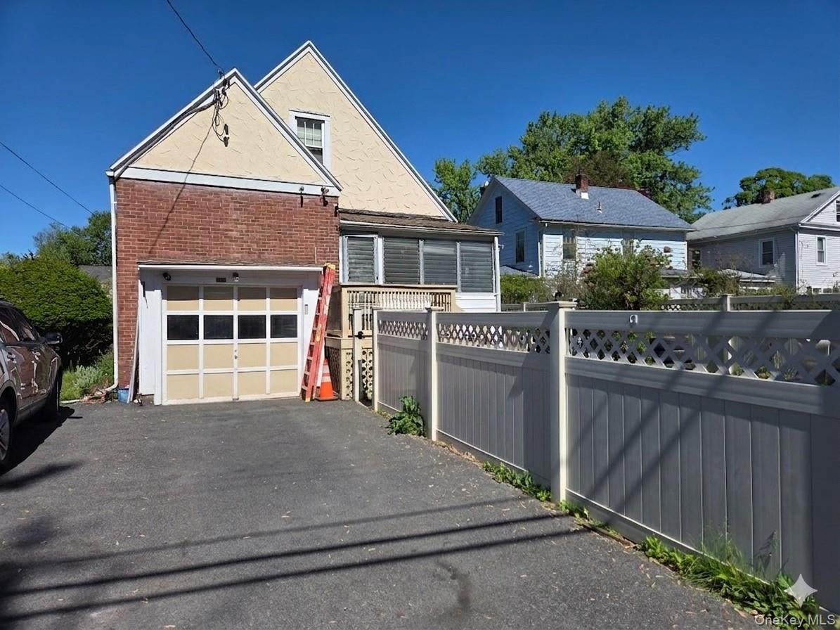 208 S Grand Avenue – For Sale photo 24