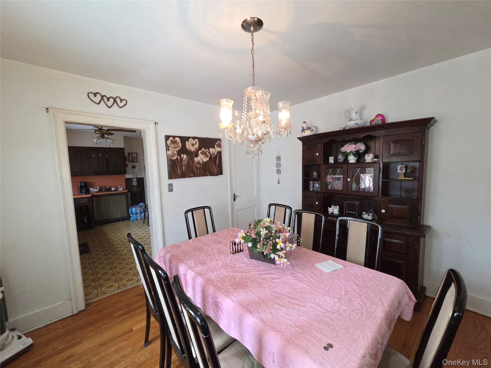 208 S Grand Avenue – For Sale photo 7