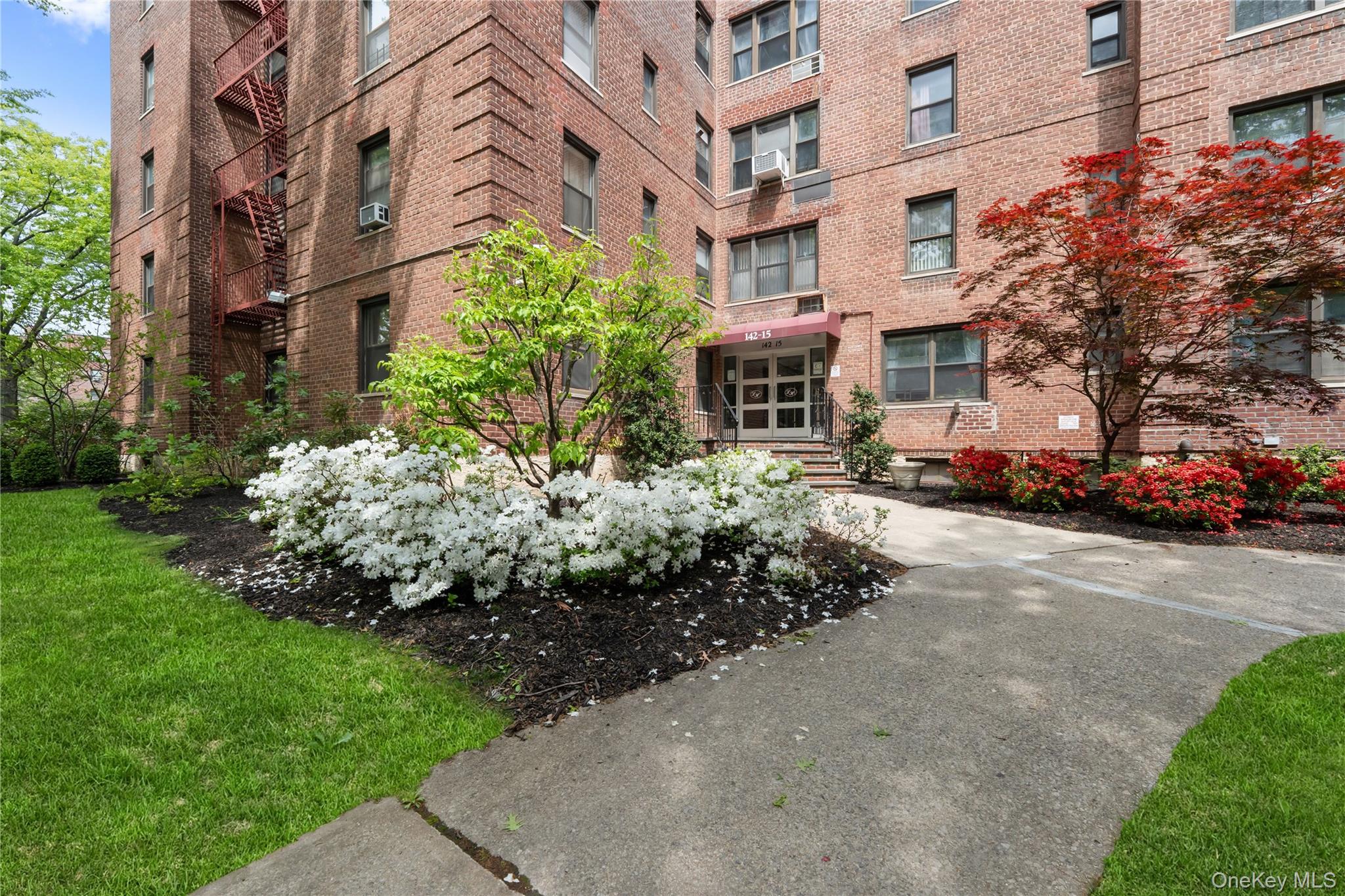 142-15 26th Avenue, Unit 4H photo 29