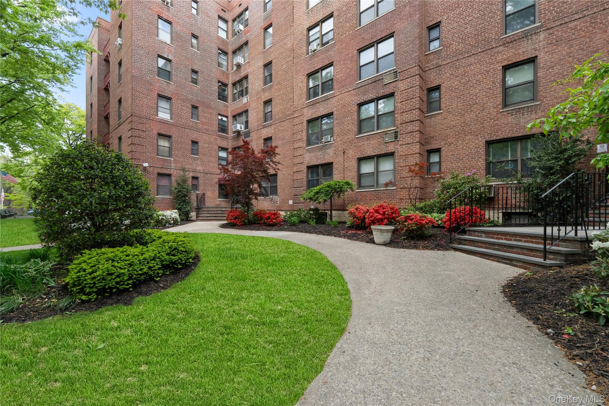 142-15 26th Avenue, Unit 4H photo 30