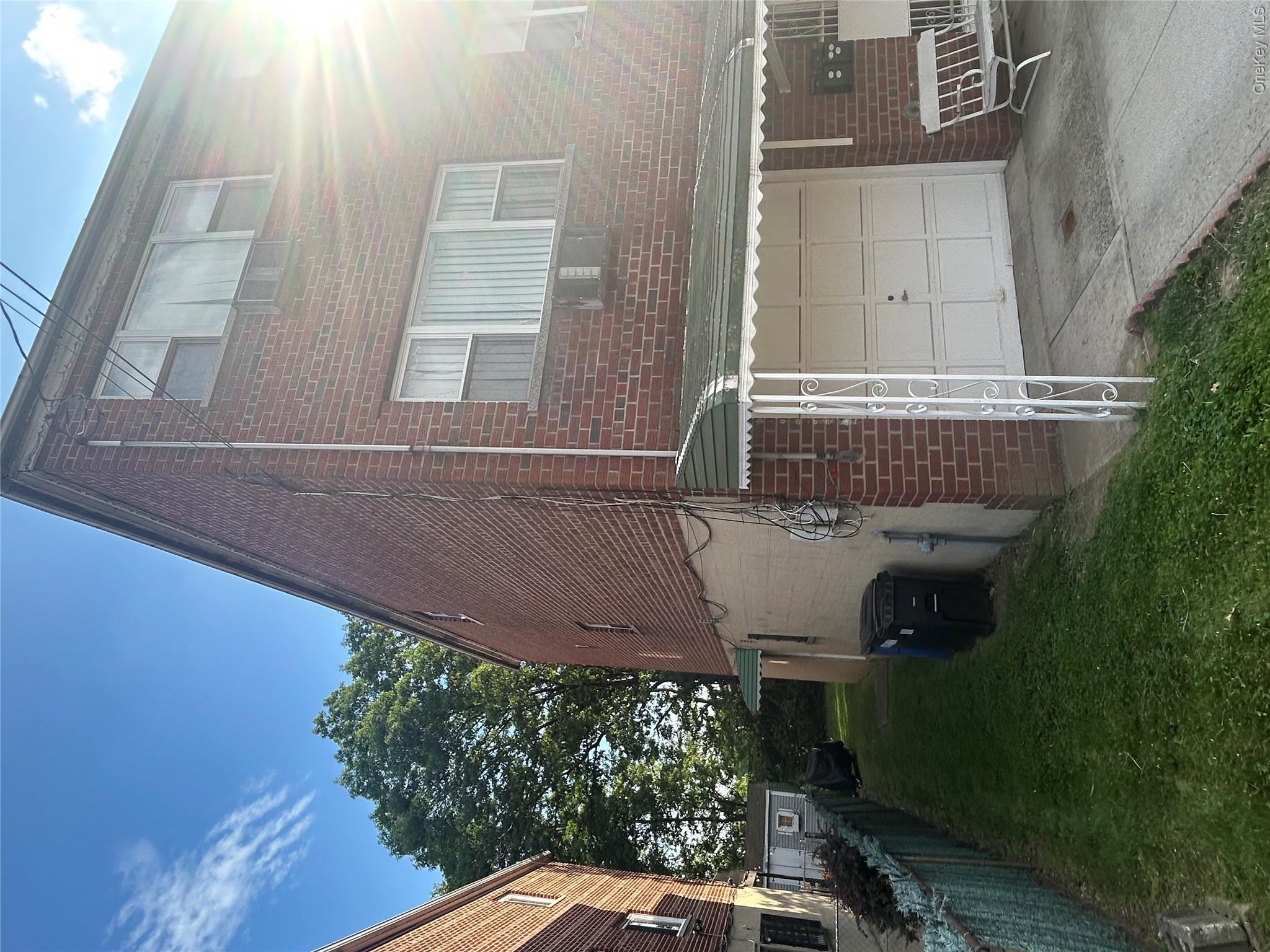914 E 211th Street – For Sale photo 2