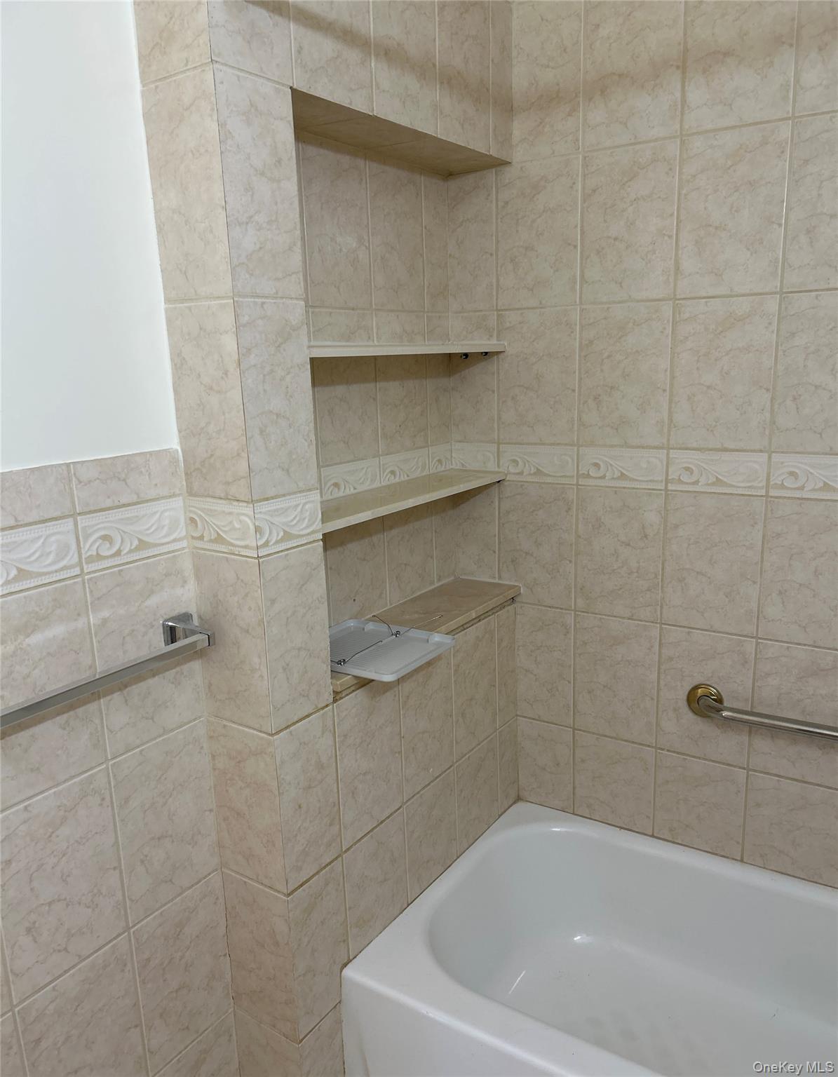 914 E 211th Street – For Sale photo 19