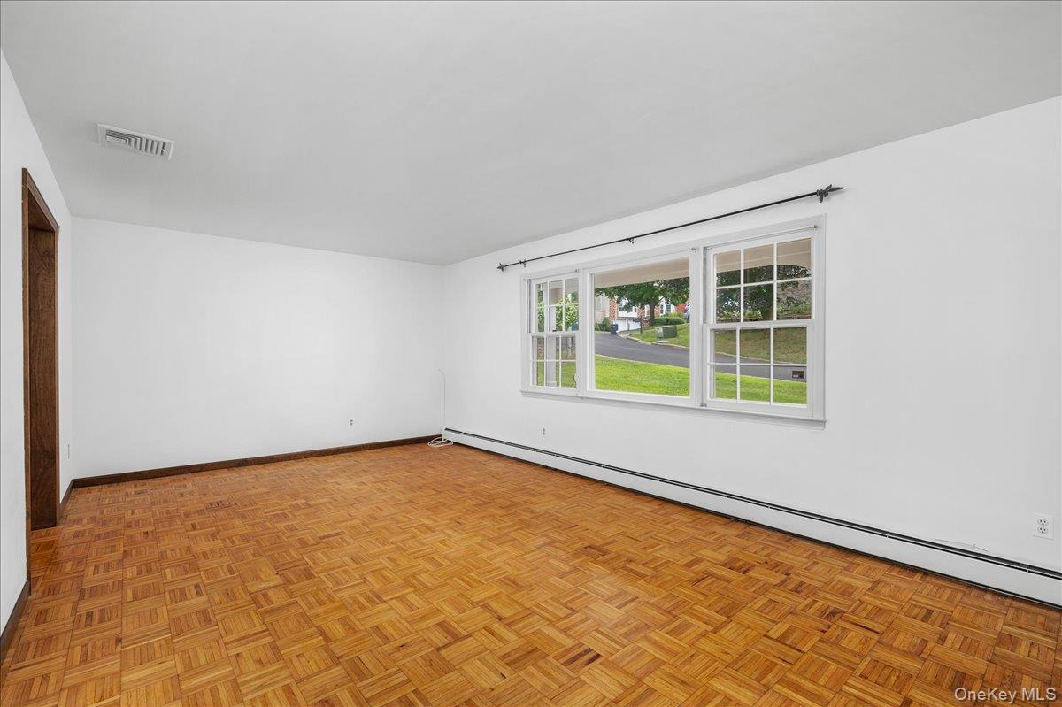 7 Shaw Lane – For Rent photo 6