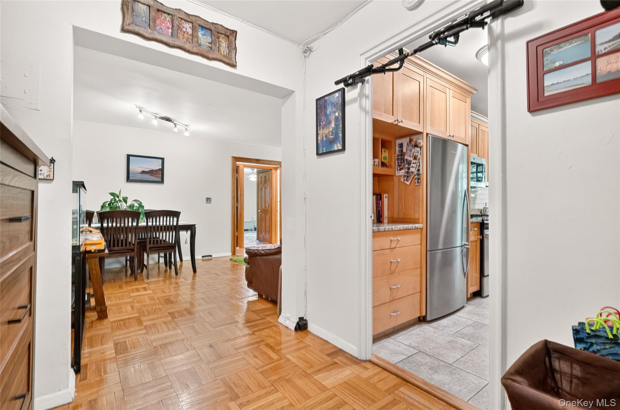 25 Shady Glen Court, Unit 2C photo 3