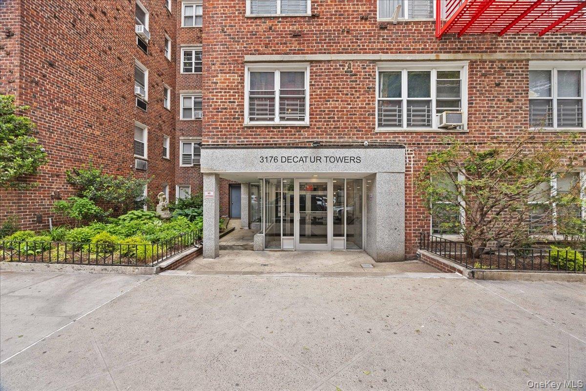 3176 Decatur Avenue, Unit 3A photo 4