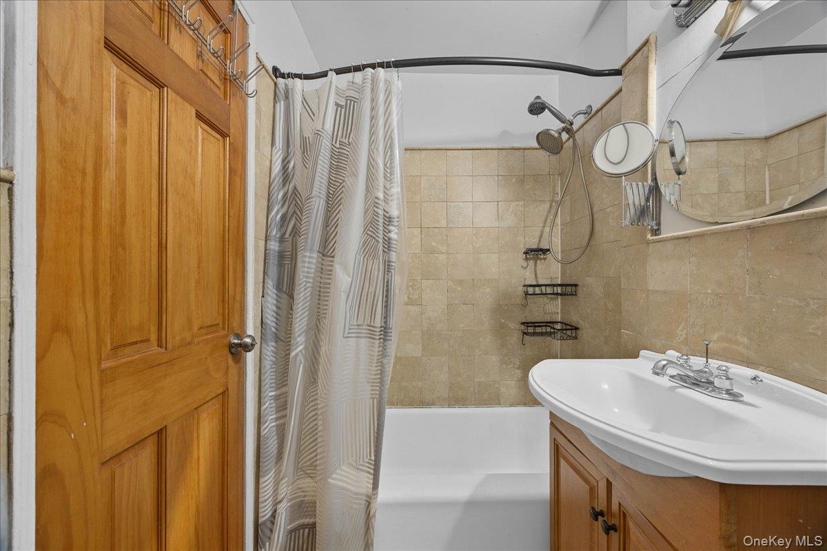 3176 Decatur Avenue, Unit 3A photo 17
