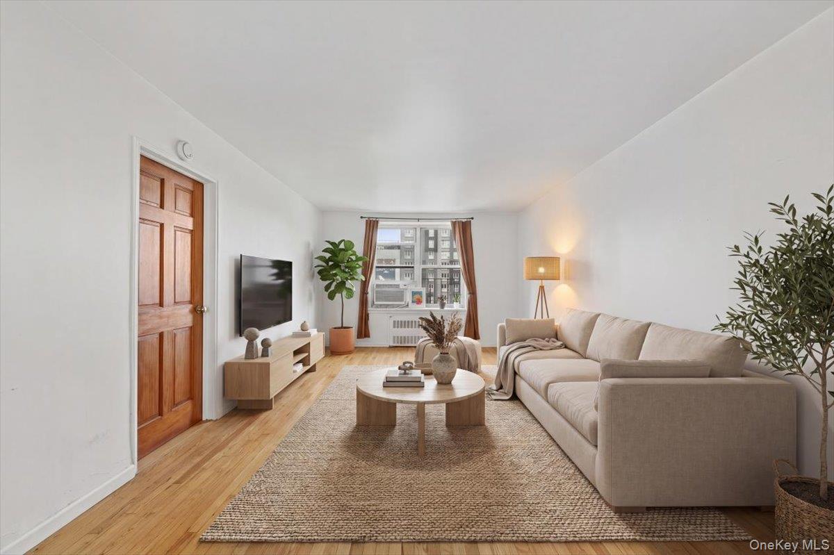 3176 Decatur Avenue, Unit 3A