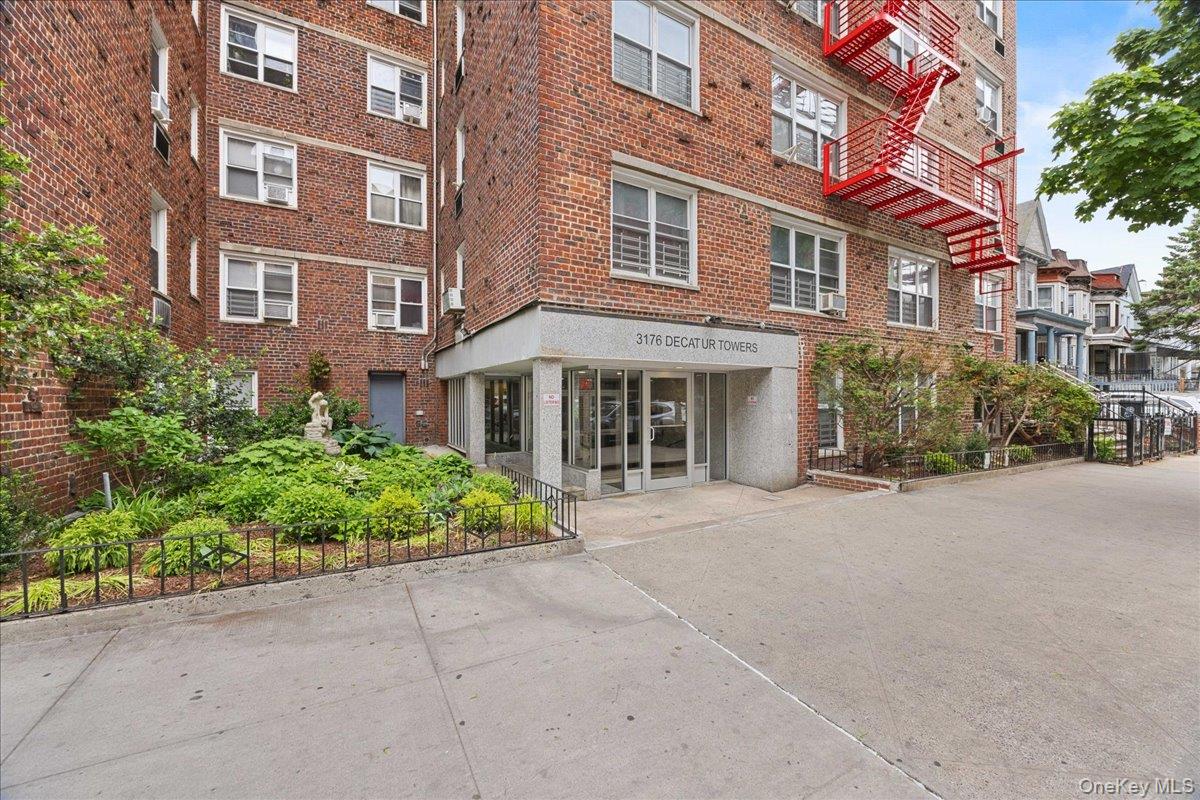 3176 Decatur Avenue, Unit 3A photo 3